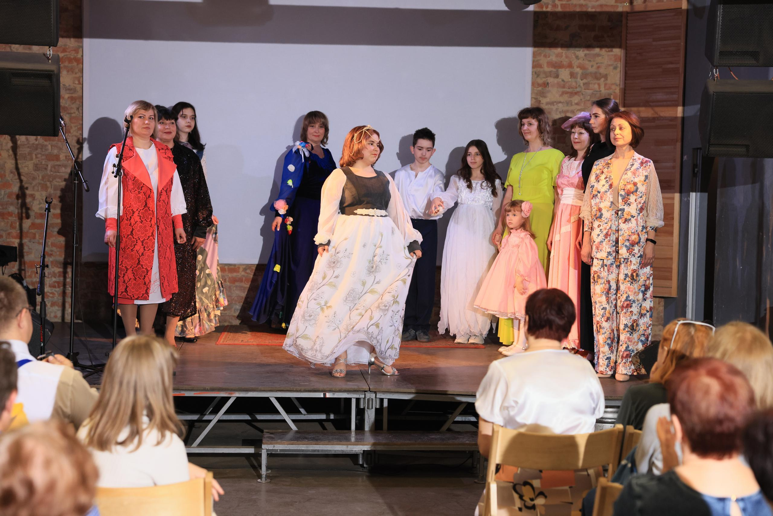 Музыка весны. Показ мод и концерт. Фотограф в Туле Крупский АнДРей. Фотостудия «КАДР71» в Туле