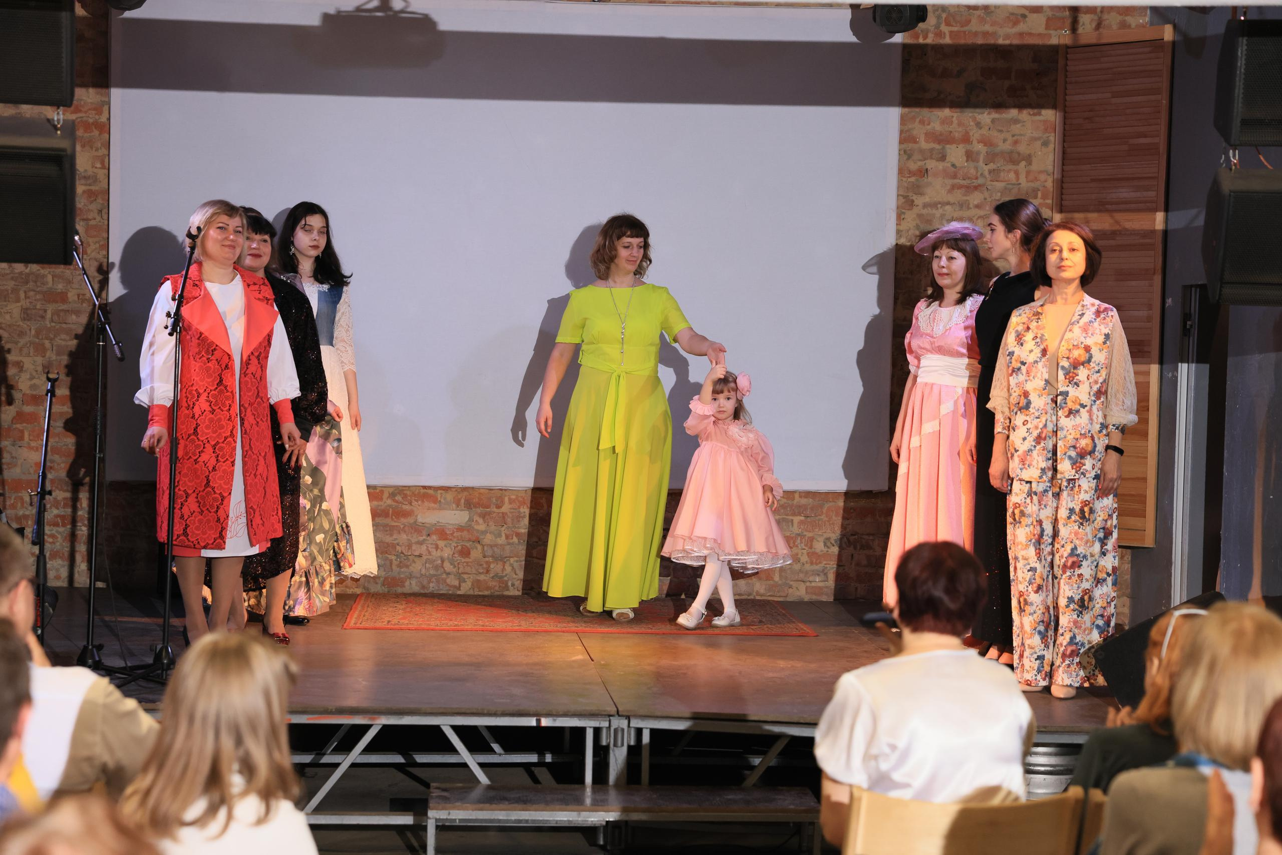 Музыка весны. Показ мод и концерт. Фотограф в Туле Крупский АнДРей. Фотостудия «КАДР71» в Туле