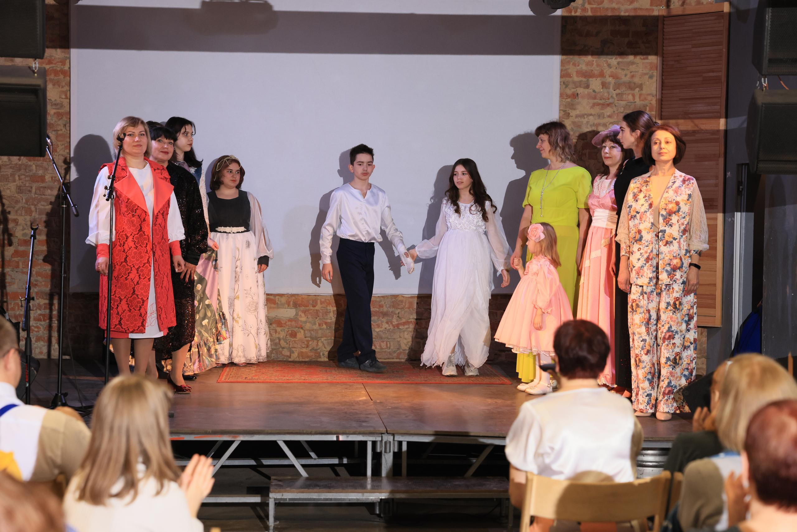 Музыка весны. Показ мод и концерт. Фотограф в Туле Крупский АнДРей. Фотостудия «КАДР71» в Туле