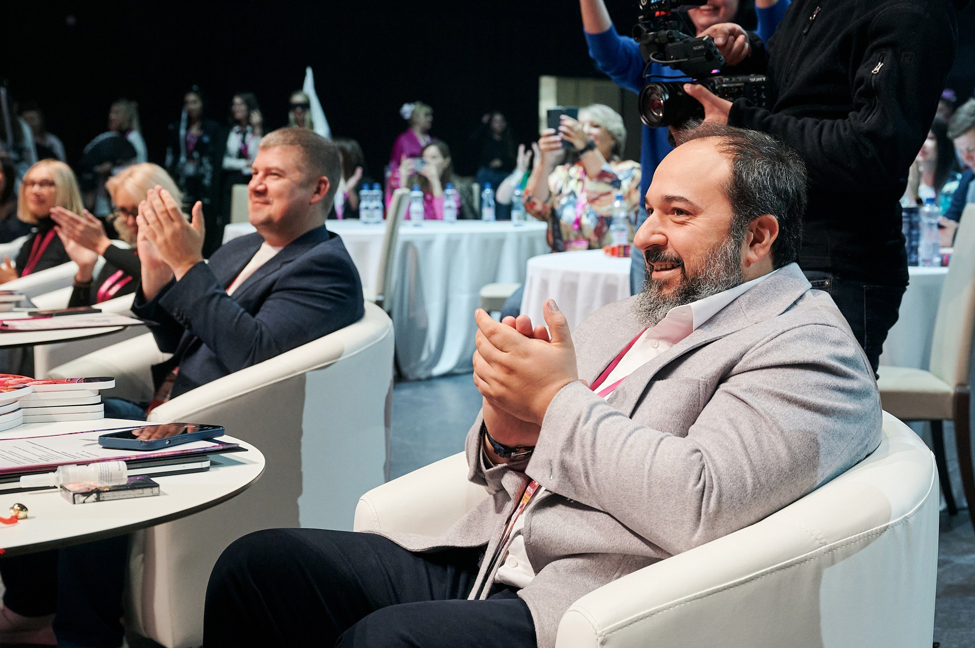 Магнит Косметик — конкурс «Золотой Магазин». Мезенцев Евгений фотограф