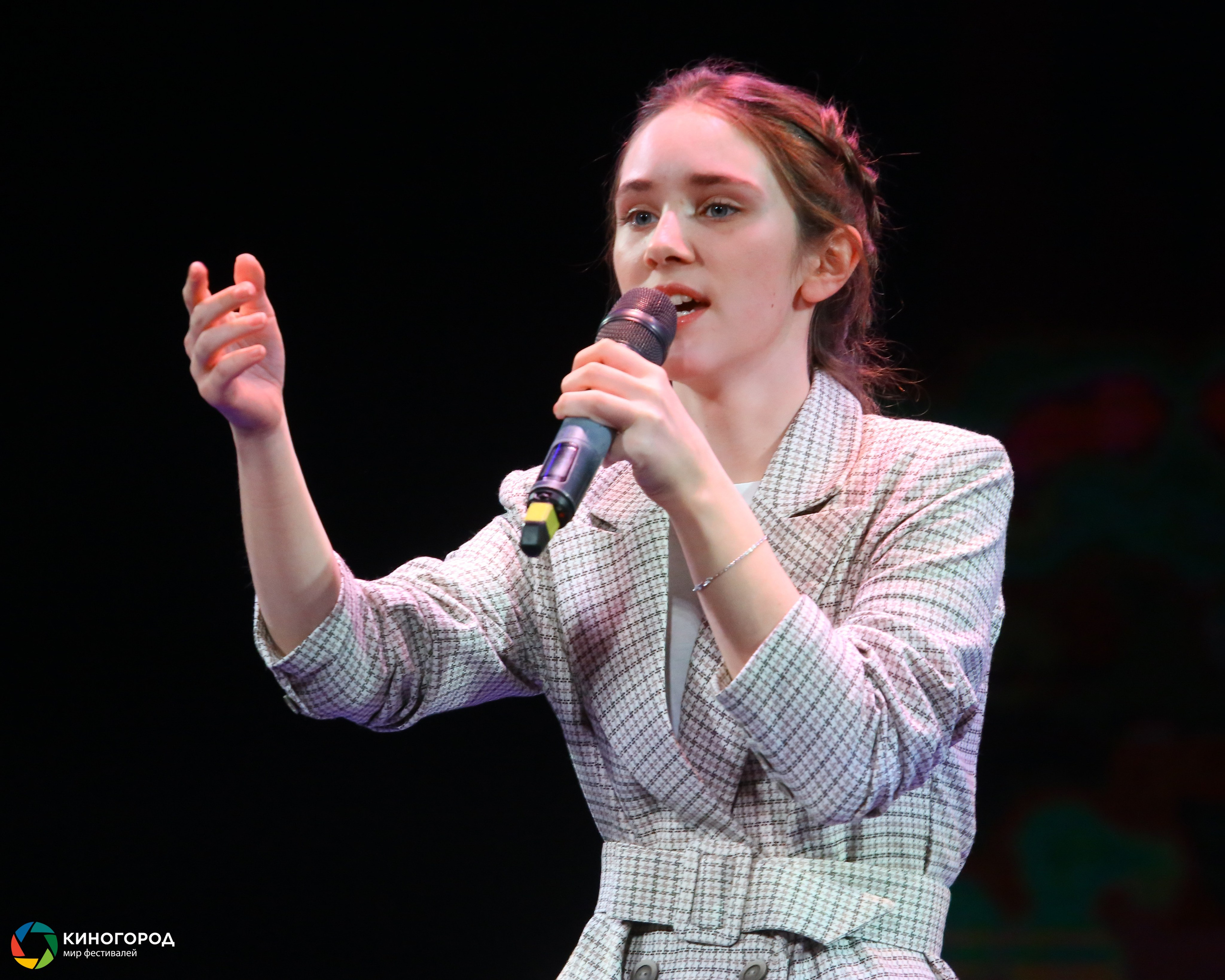 9 марта, конкурс, г. Екатеринбург. Золотое яблочко