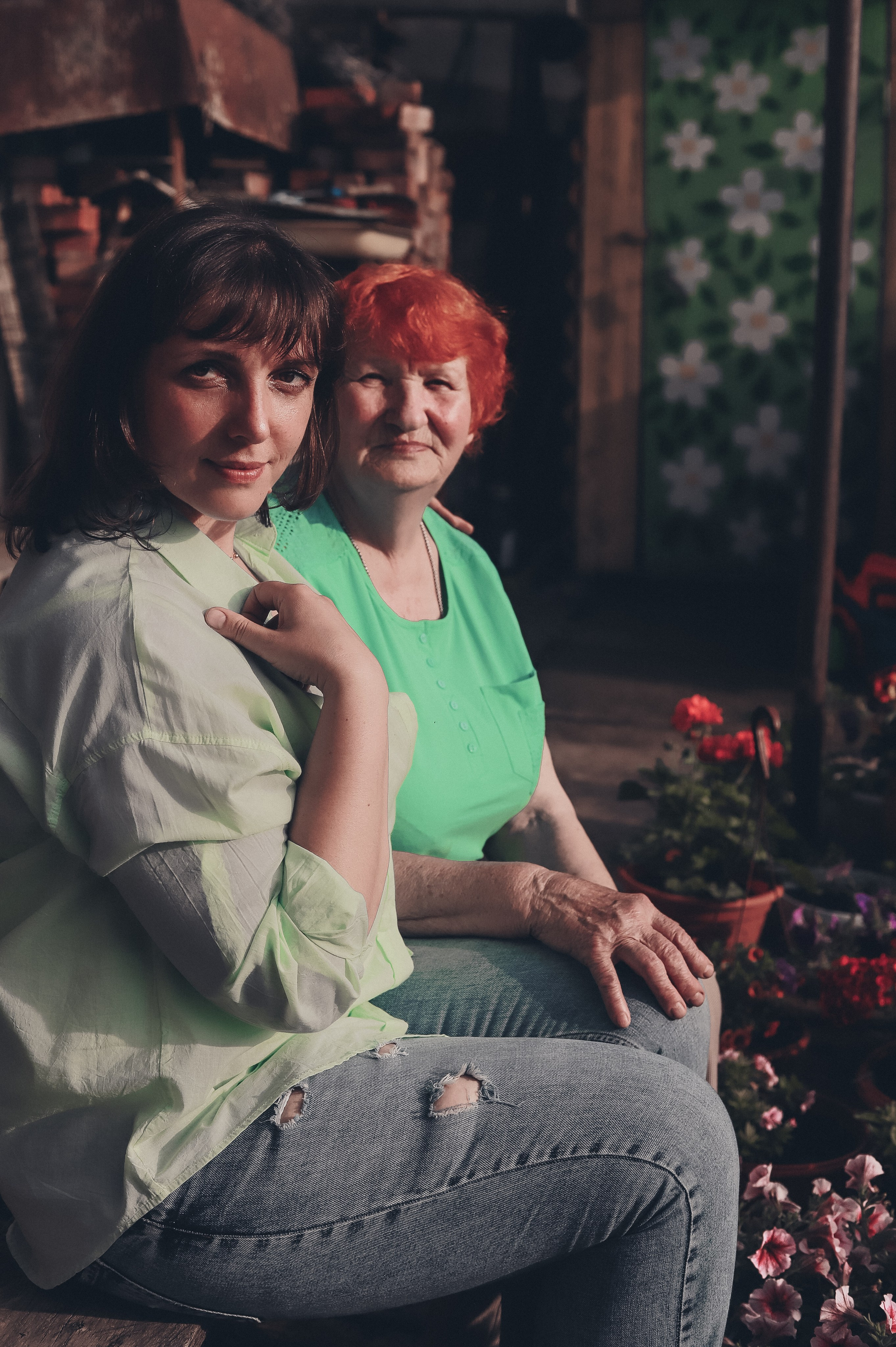 Семейная фотосессия - Алена и ее бабушка. Семейный и женский фотограф Кемерово Мария Степ