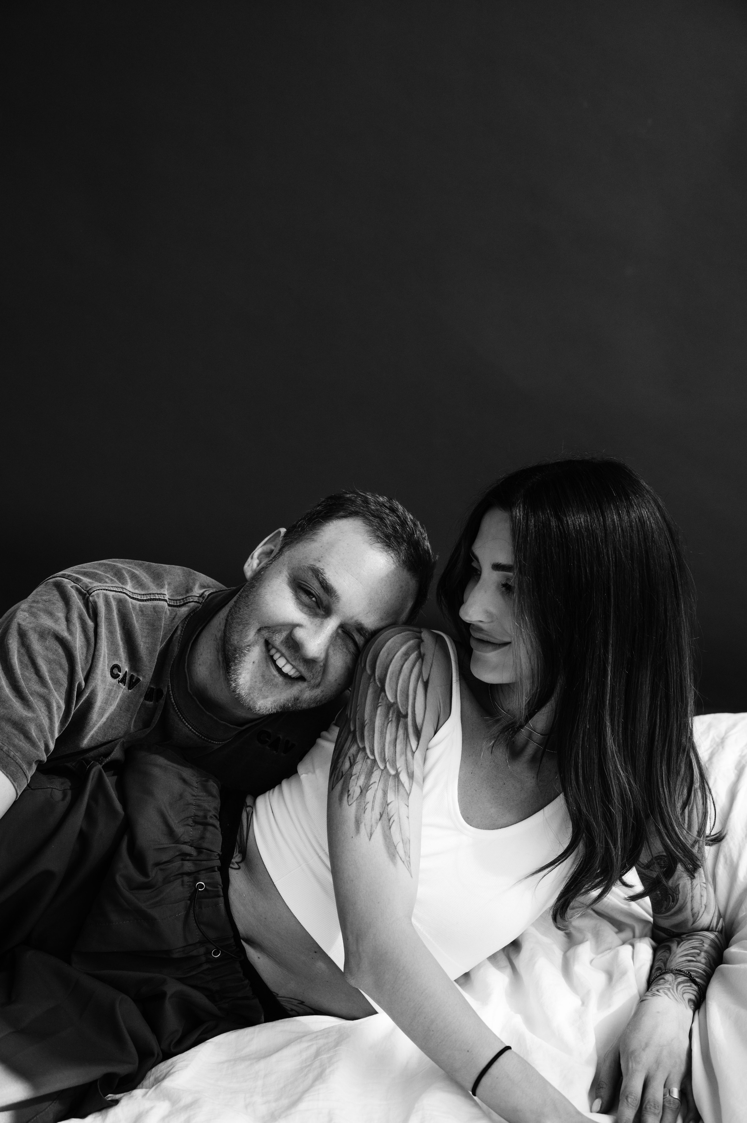 Марго. Профессиональный фотограф беременности в СПБ. Стильные фотосессии беременности в стиле минимализм и классическая фотография