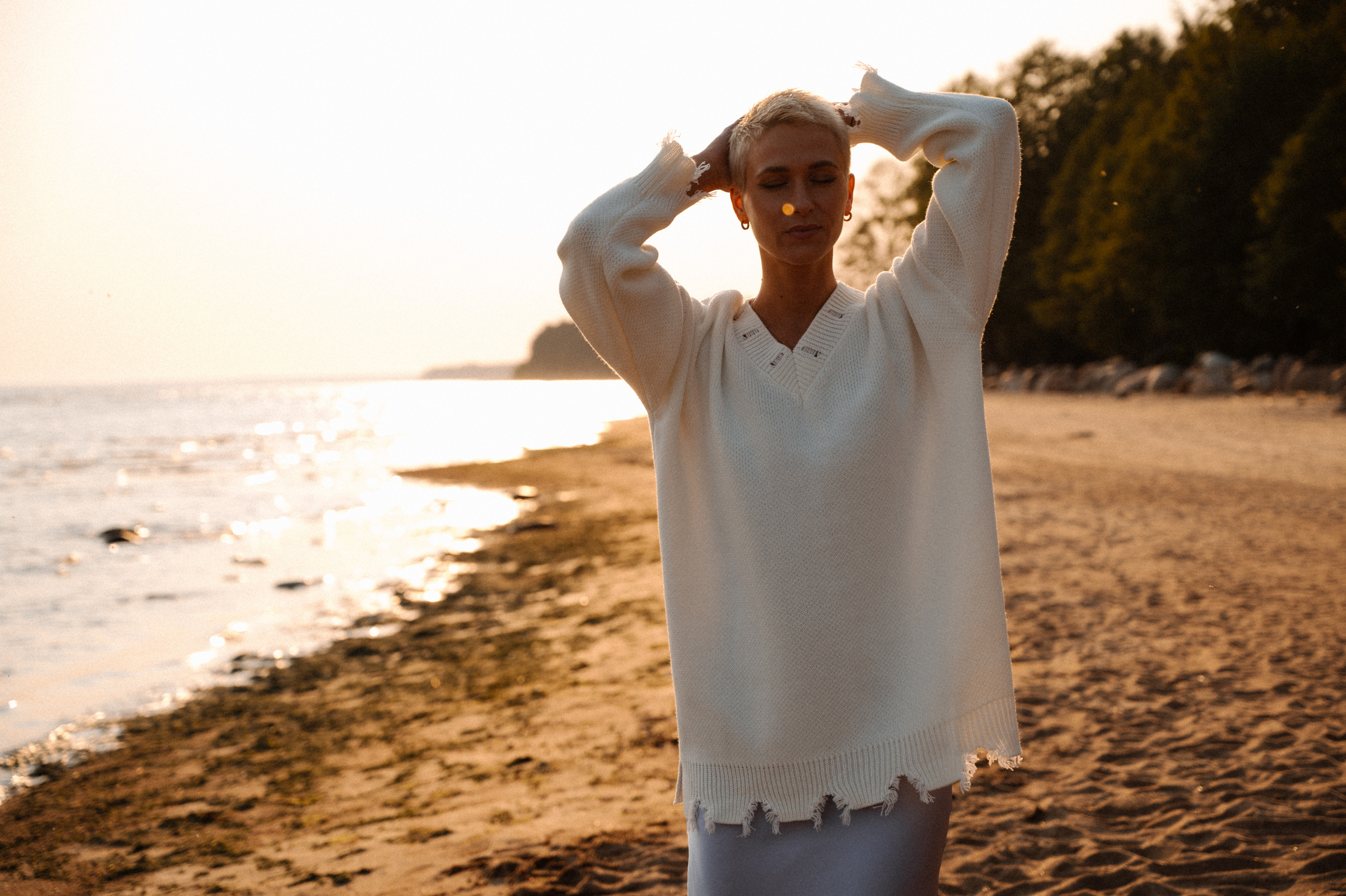 Алина. Профессиональный фотограф беременности в СПБ. Стильные фотосессии беременности в стиле минимализм и классическая фотография