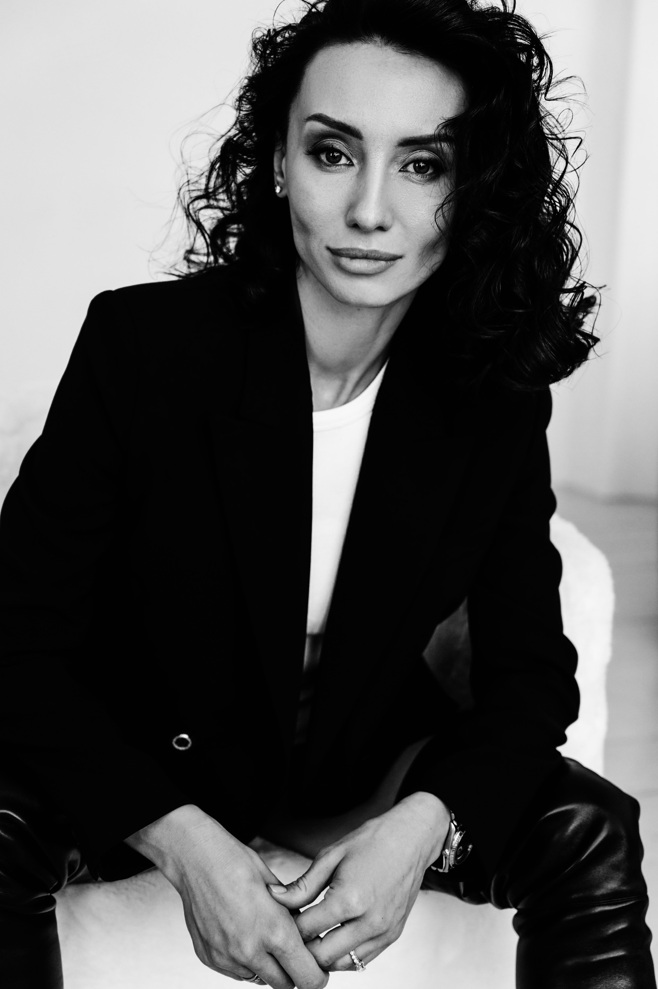 Наташа. Профессиональный фотограф беременности в СПБ. Стильные фотосессии беременности в стиле минимализм и классическая фотография