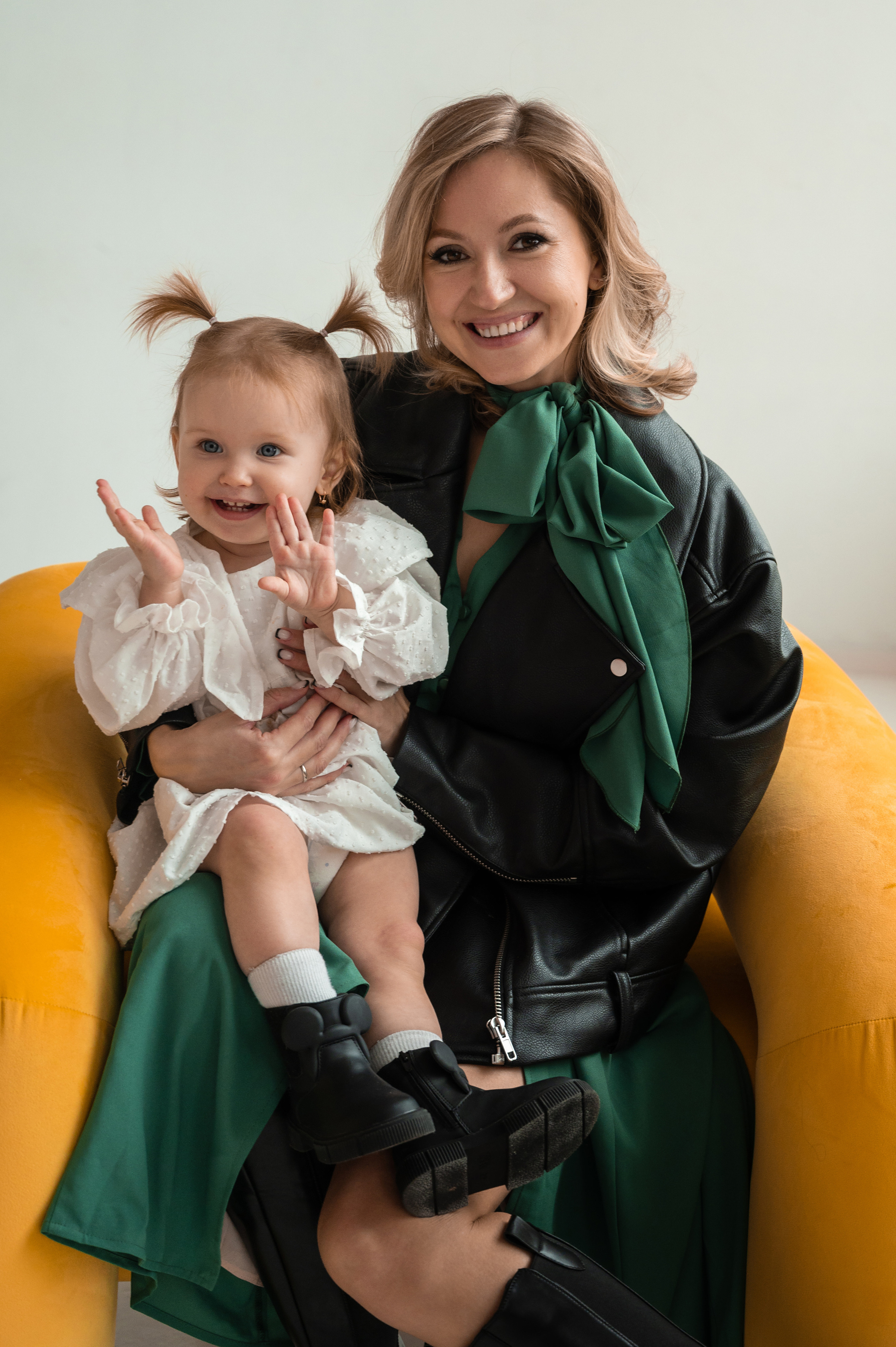 Екатерина. Профессиональный фотограф беременности в СПБ. Стильные фотосессии беременности в стиле минимализм и классическая фотография