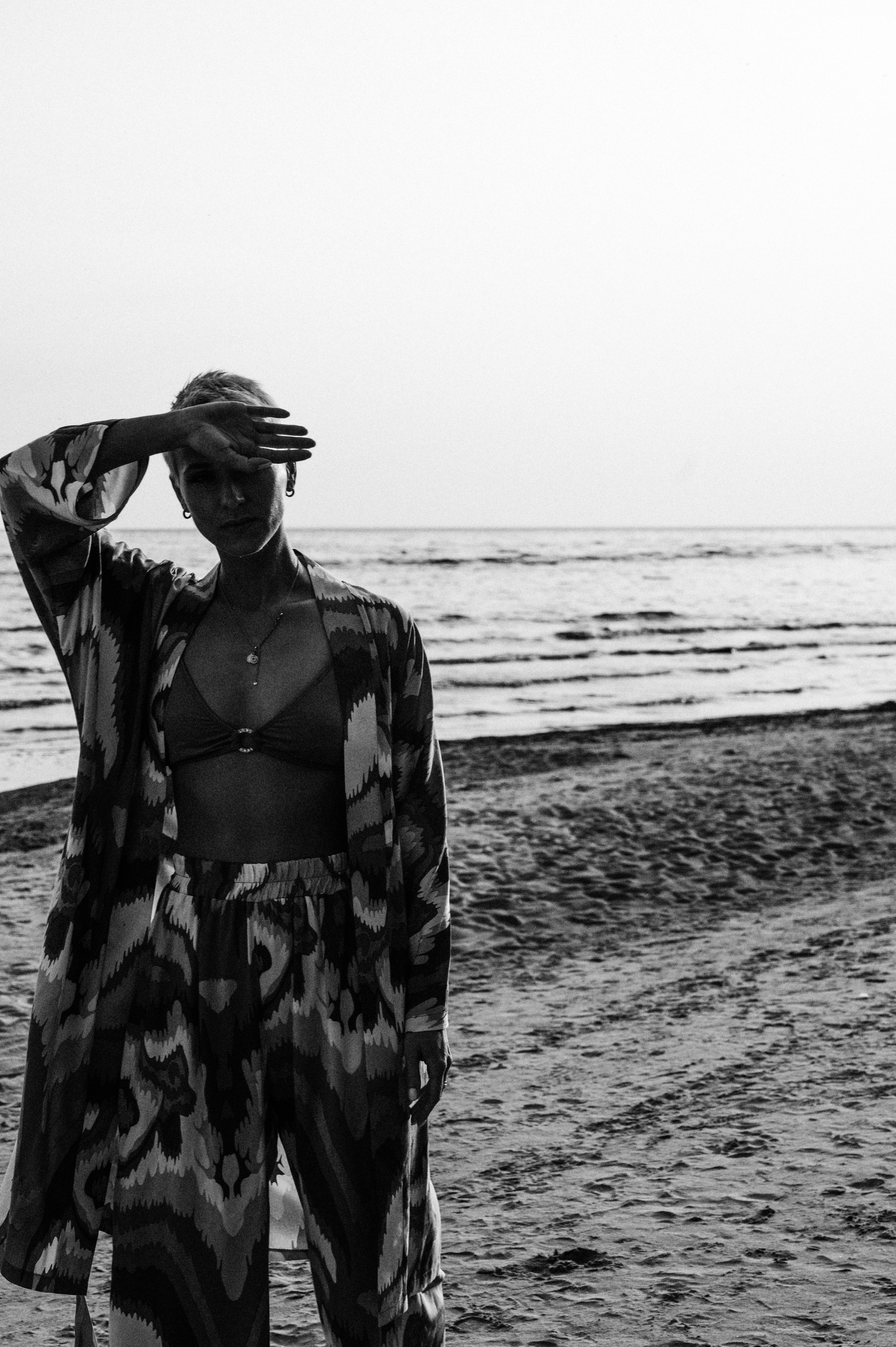 Алина. Профессиональный фотограф беременности в СПБ. Стильные фотосессии беременности в стиле минимализм и классическая фотография