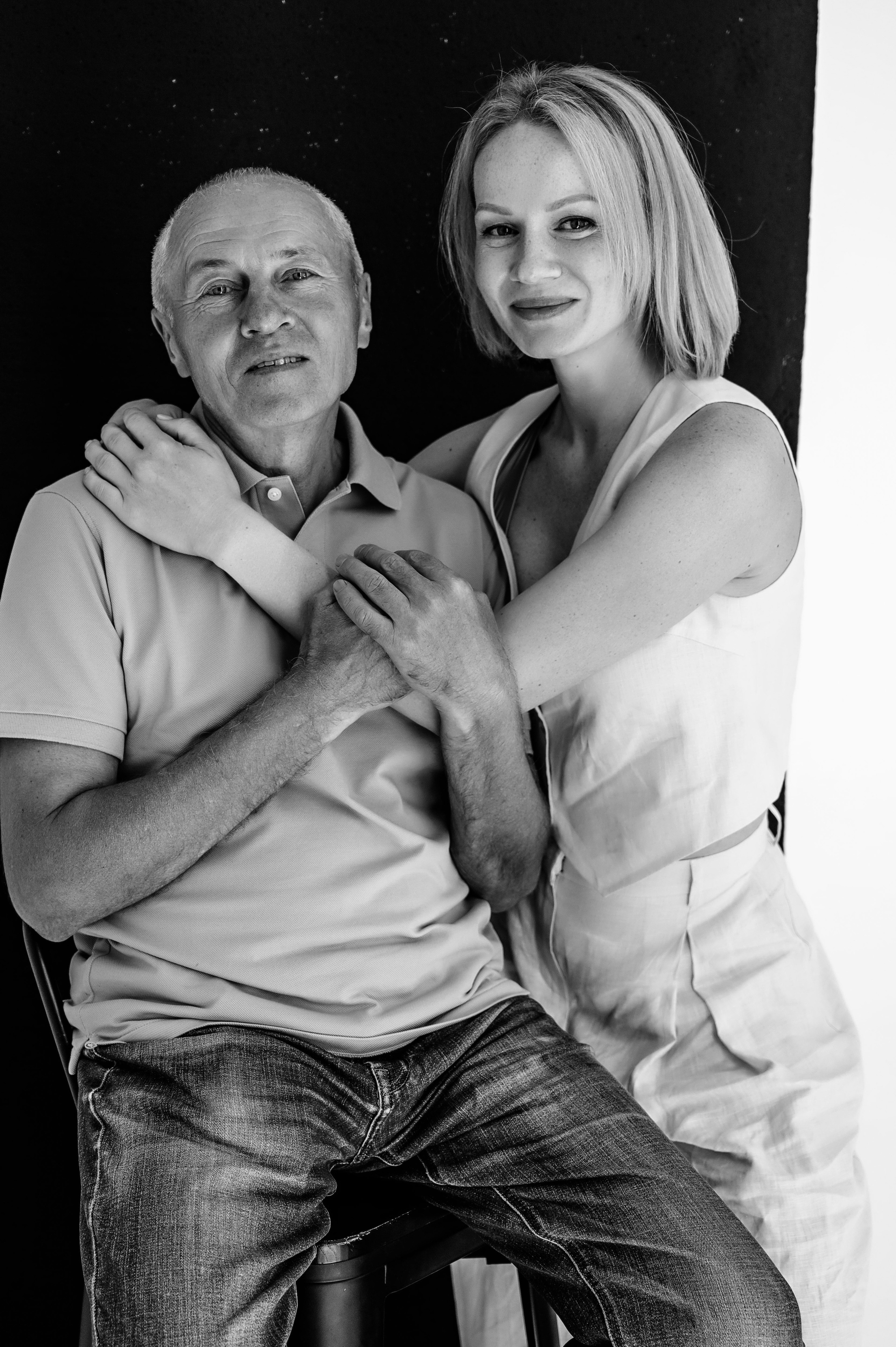 Олеся. Профессиональный фотограф беременности в СПБ. Стильные фотосессии беременности в стиле минимализм и классическая фотография