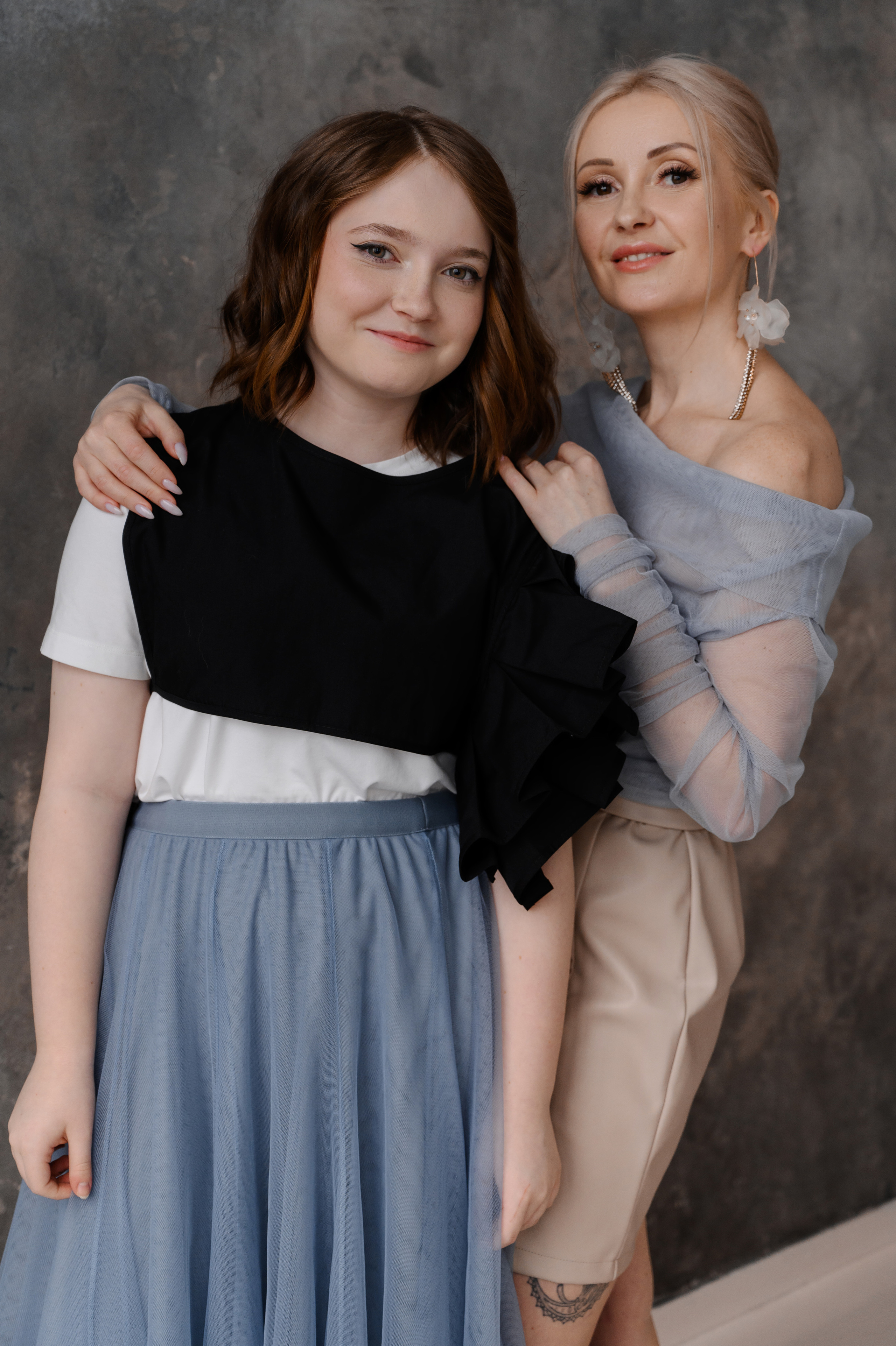 Ксения. Профессиональный фотограф беременности в СПБ. Стильные фотосессии беременности в стиле минимализм и классическая фотография