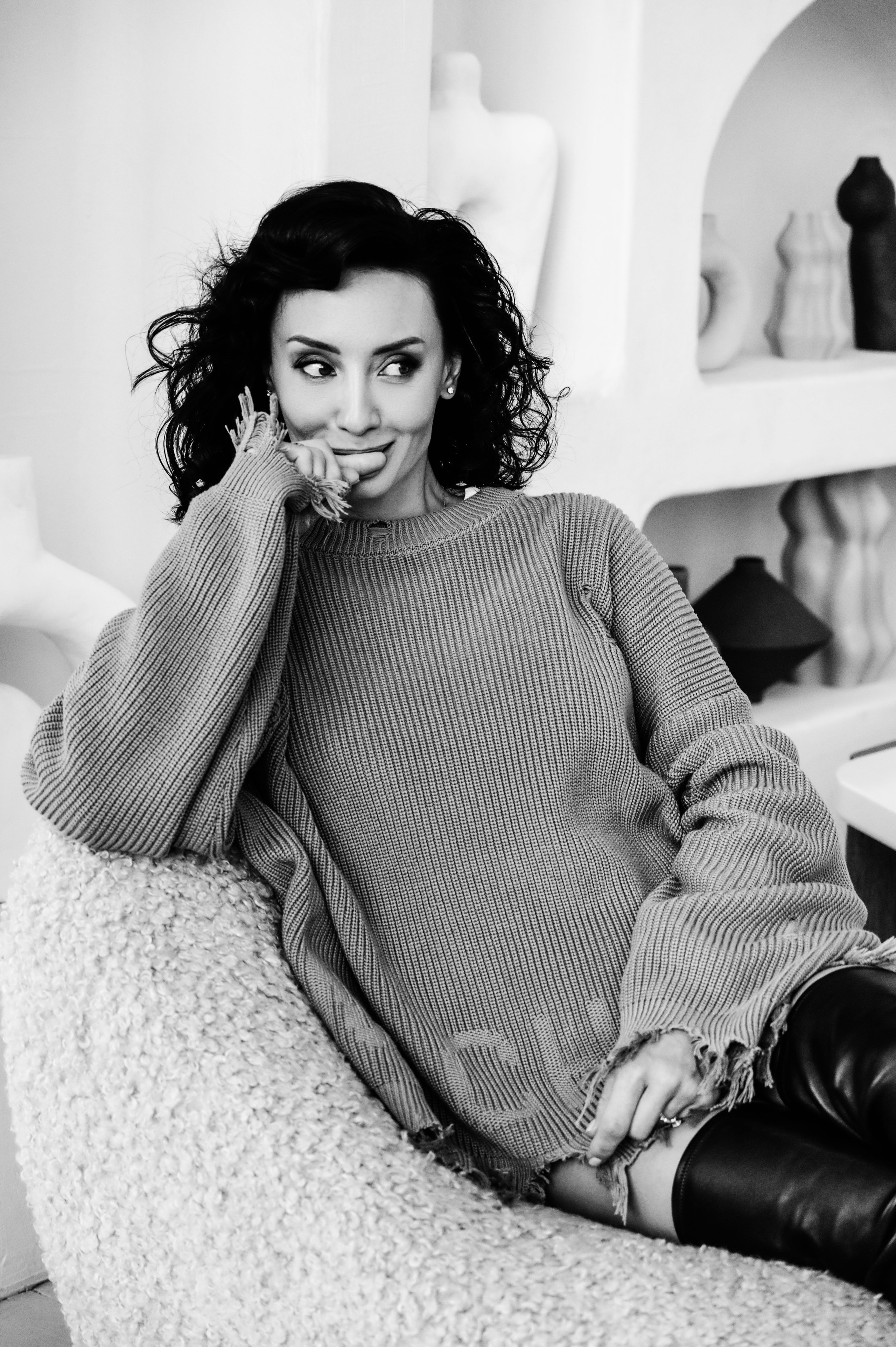 Наташа. Профессиональный фотограф беременности в СПБ. Стильные фотосессии беременности в стиле минимализм и классическая фотография