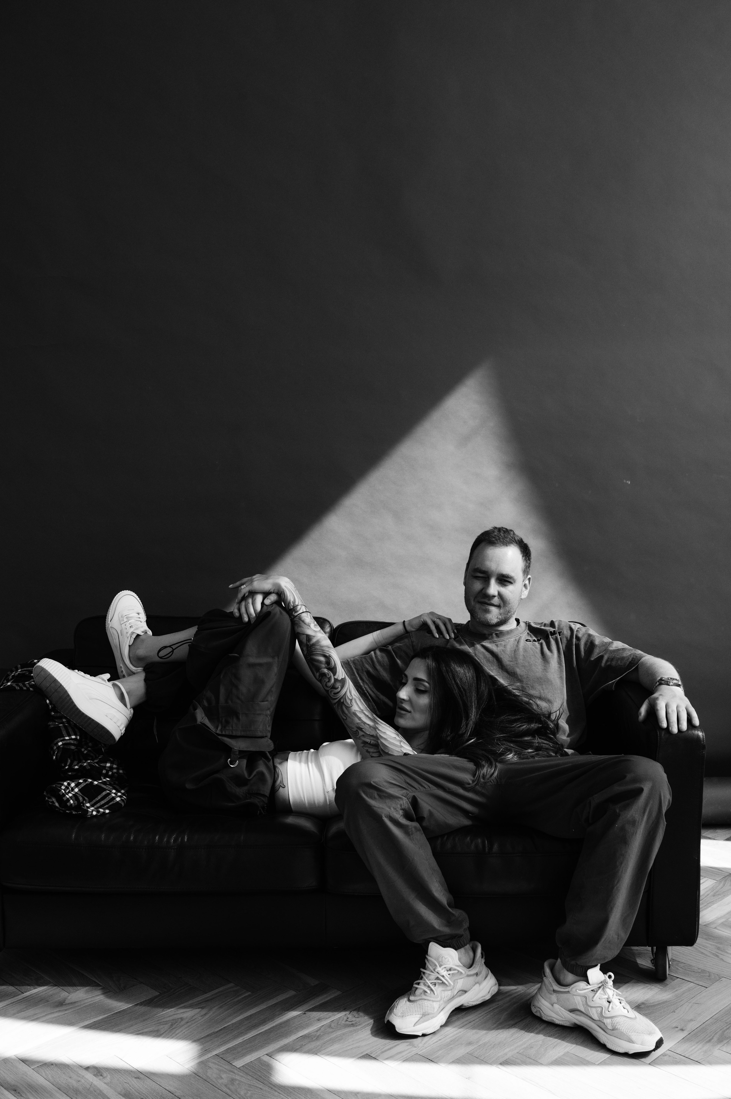 Марго. Профессиональный фотограф беременности в СПБ. Стильные фотосессии беременности в стиле минимализм и классическая фотография