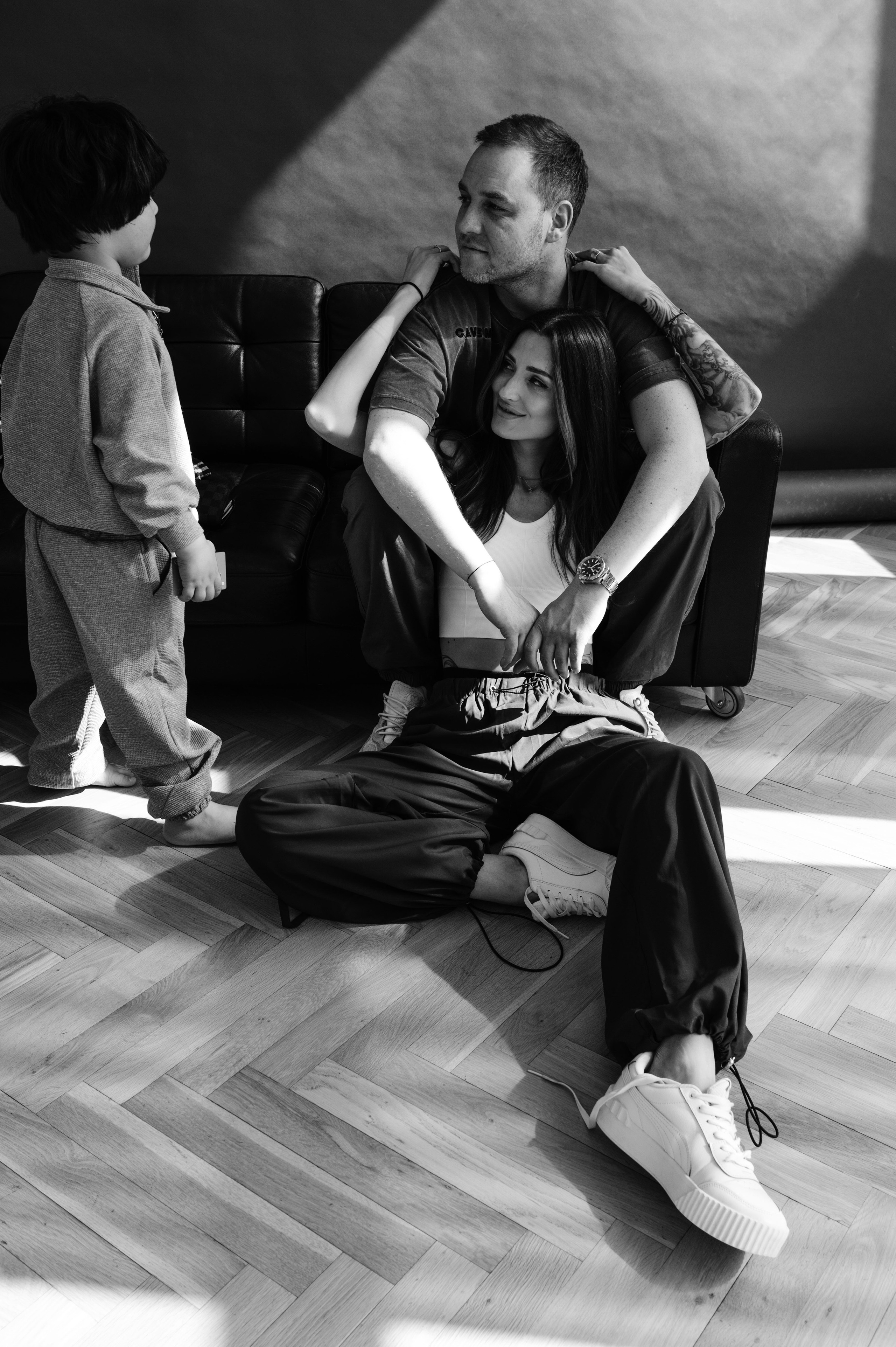 Марго. Профессиональный фотограф беременности в СПБ. Стильные фотосессии беременности в стиле минимализм и классическая фотография