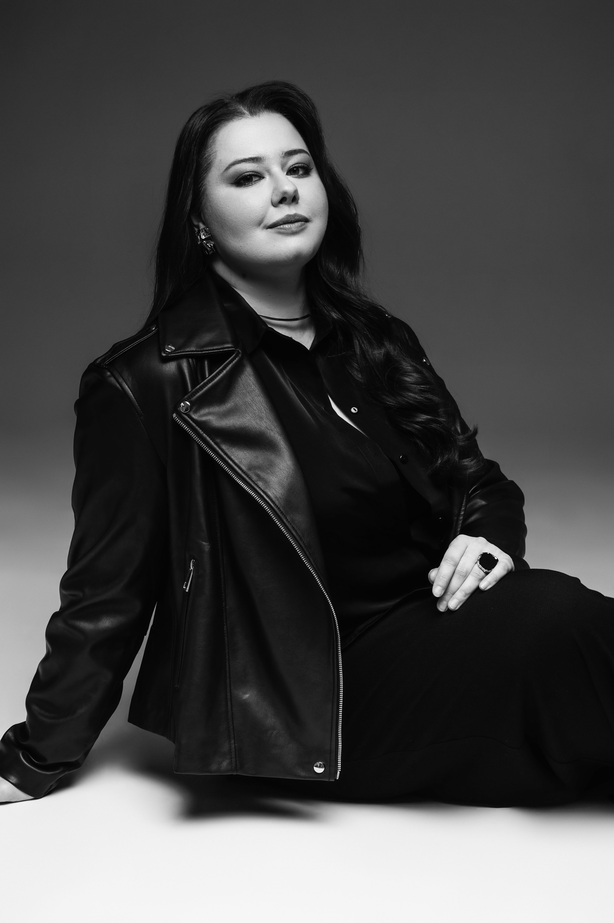 Лиана. Профессиональный фотограф беременности в СПБ. Стильные фотосессии беременности в стиле минимализм и классическая фотография