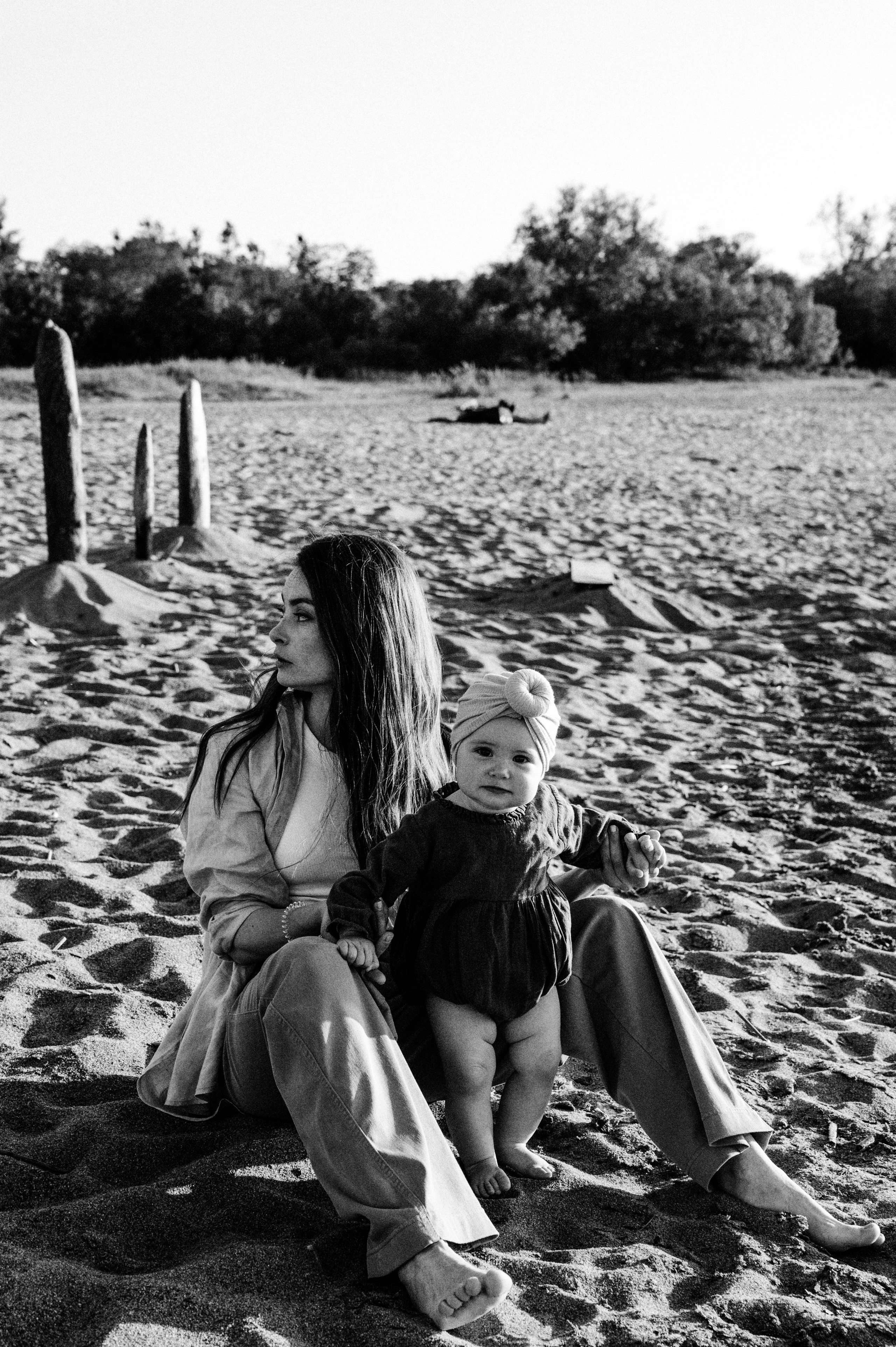 Ира, Игорь и Полина. Профессиональный фотограф беременности в СПБ. Стильные фотосессии беременности в стиле минимализм и классическая фотография