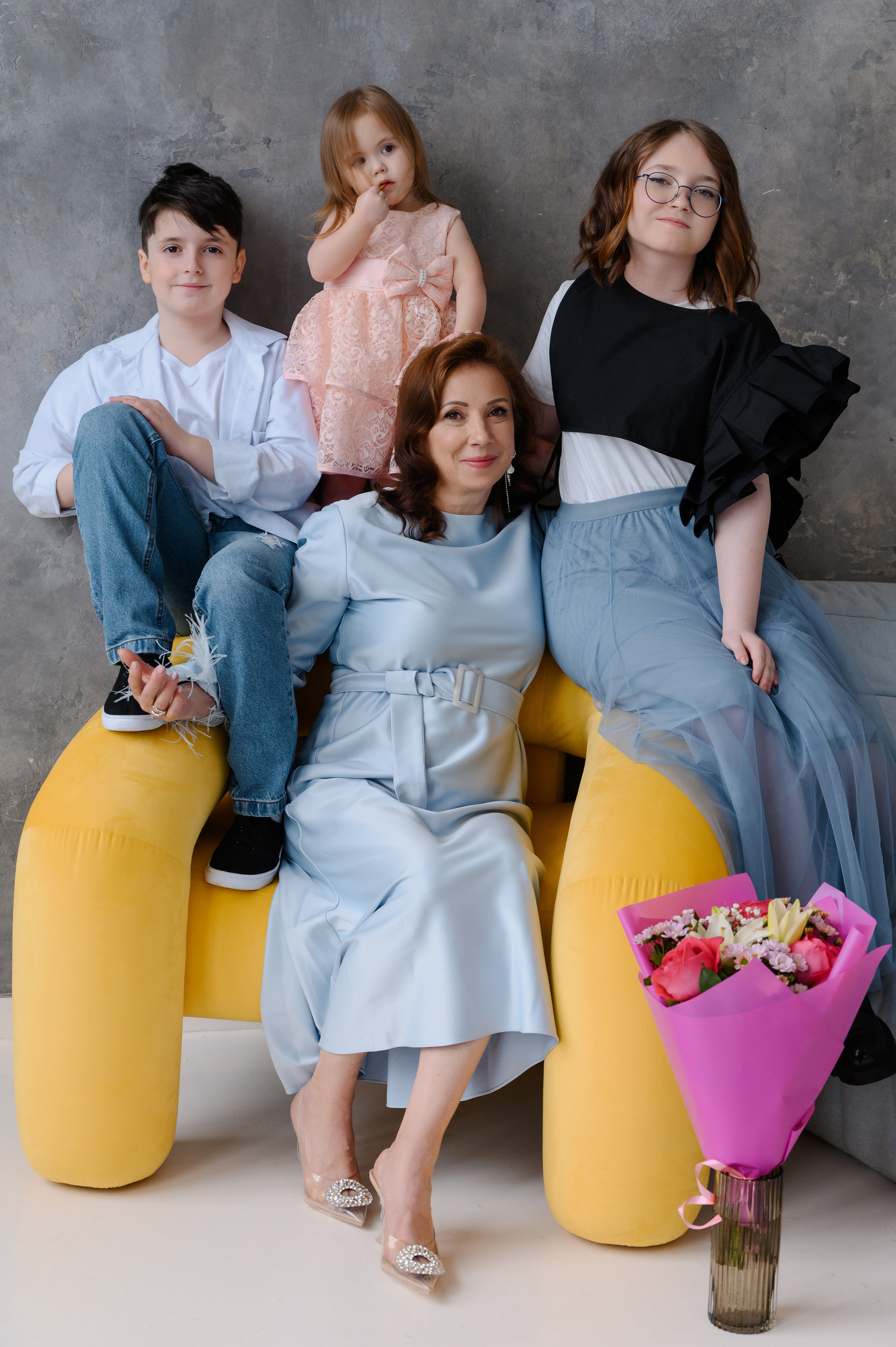 Ксения. Профессиональный фотограф беременности в СПБ. Стильные фотосессии беременности в стиле минимализм и классическая фотография