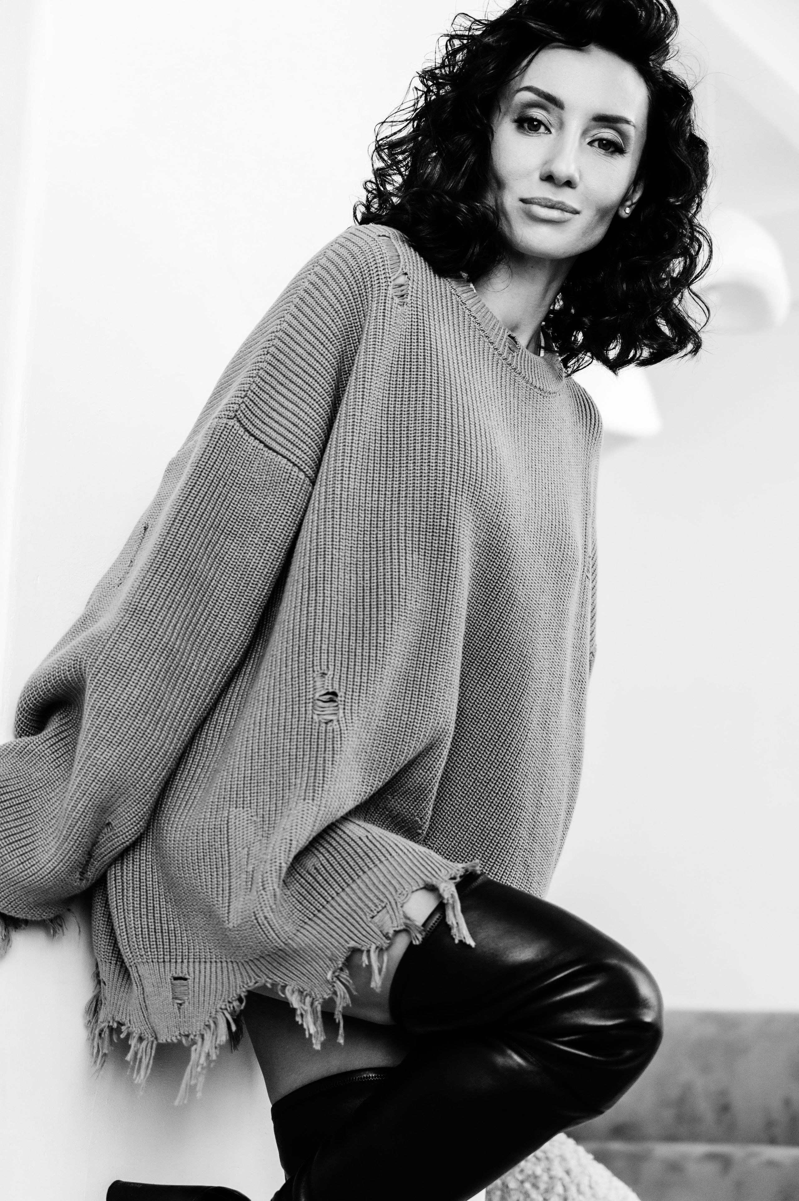 Наташа. Профессиональный фотограф беременности в СПБ. Стильные фотосессии беременности в стиле минимализм и классическая фотография