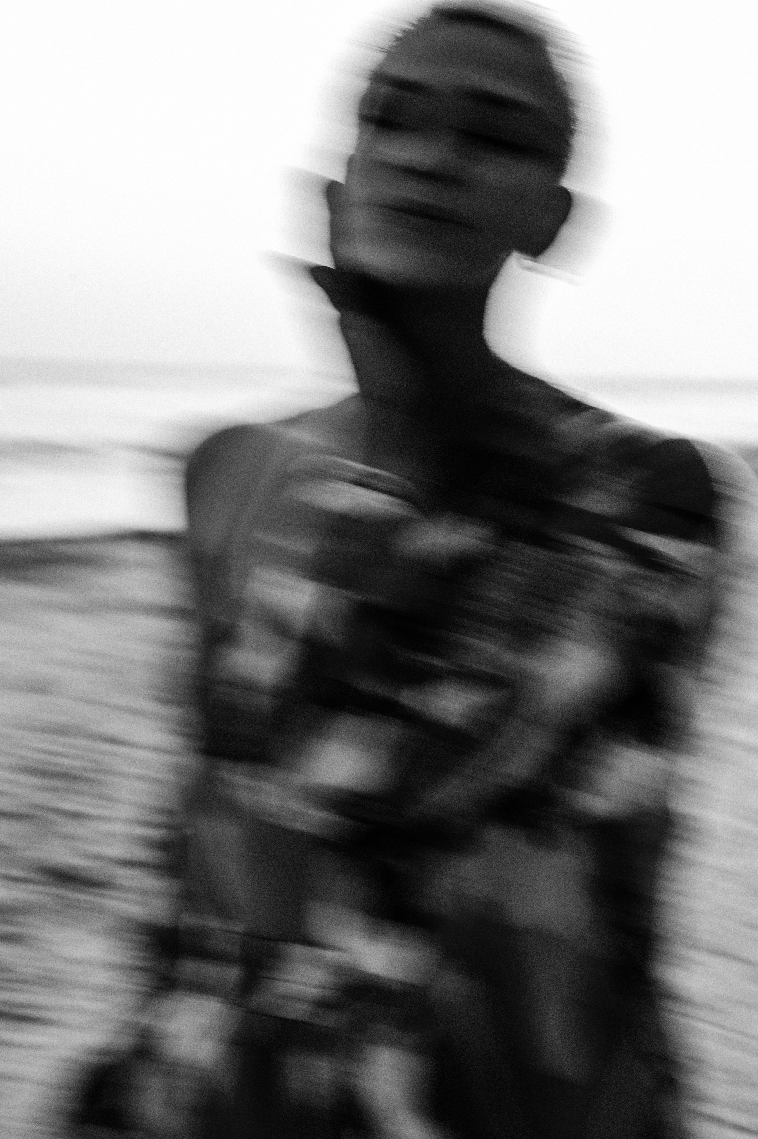 Алина. Профессиональный фотограф беременности в СПБ. Стильные фотосессии беременности в стиле минимализм и классическая фотография