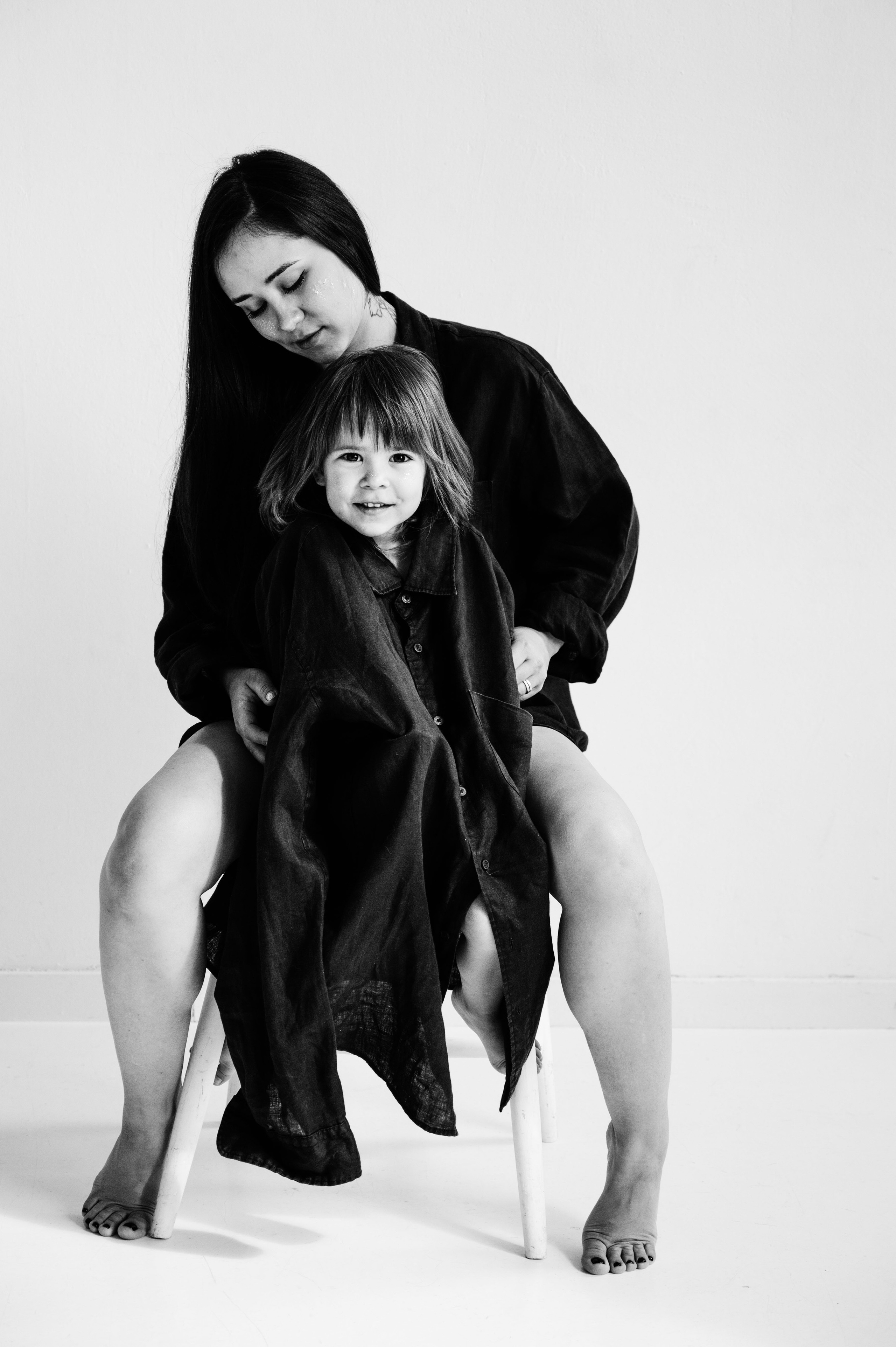 Дарья. Профессиональный фотограф беременности в СПБ. Стильные фотосессии беременности в стиле минимализм и классическая фотография