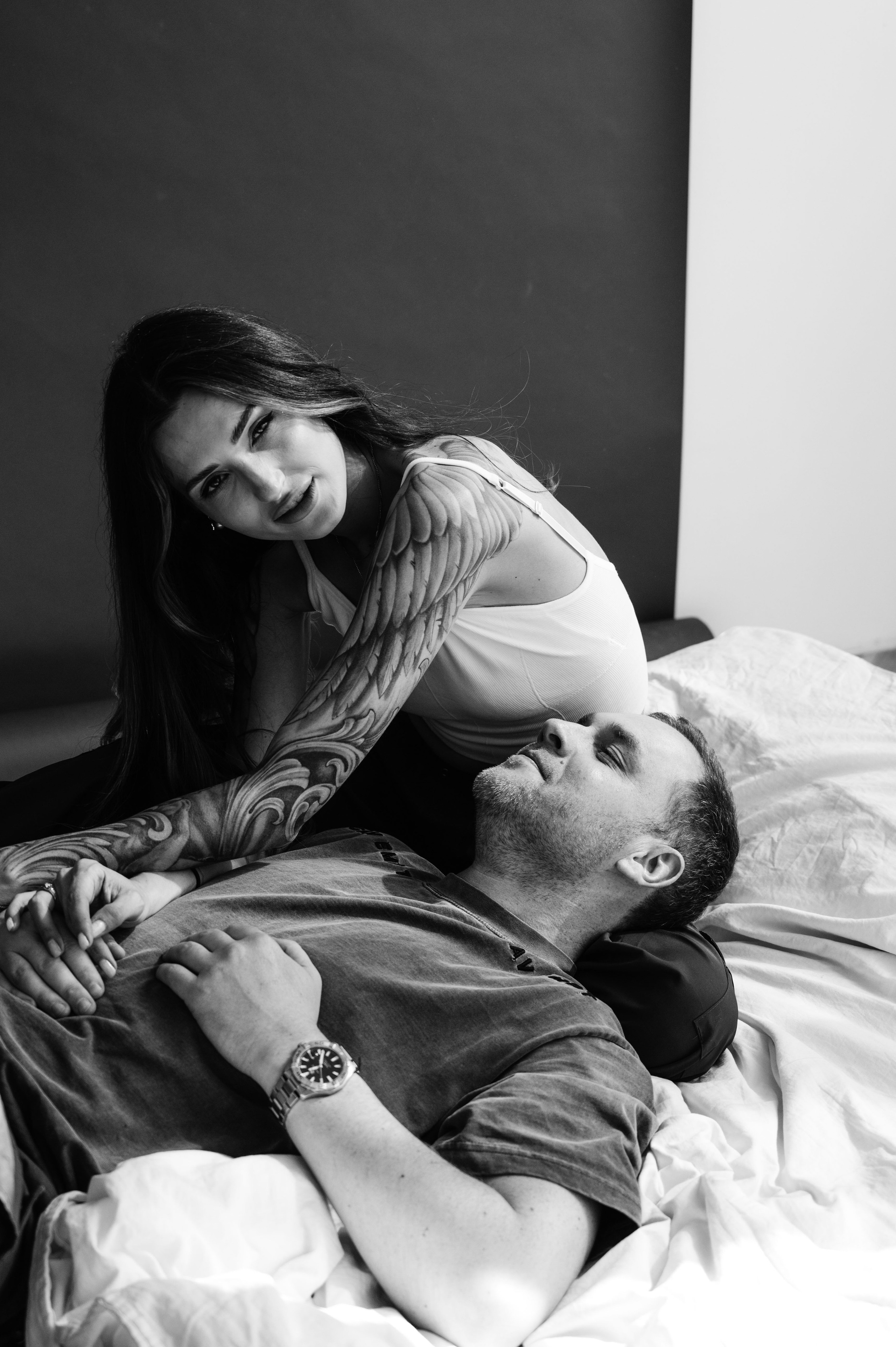 Марго. Профессиональный фотограф беременности в СПБ. Стильные фотосессии беременности в стиле минимализм и классическая фотография