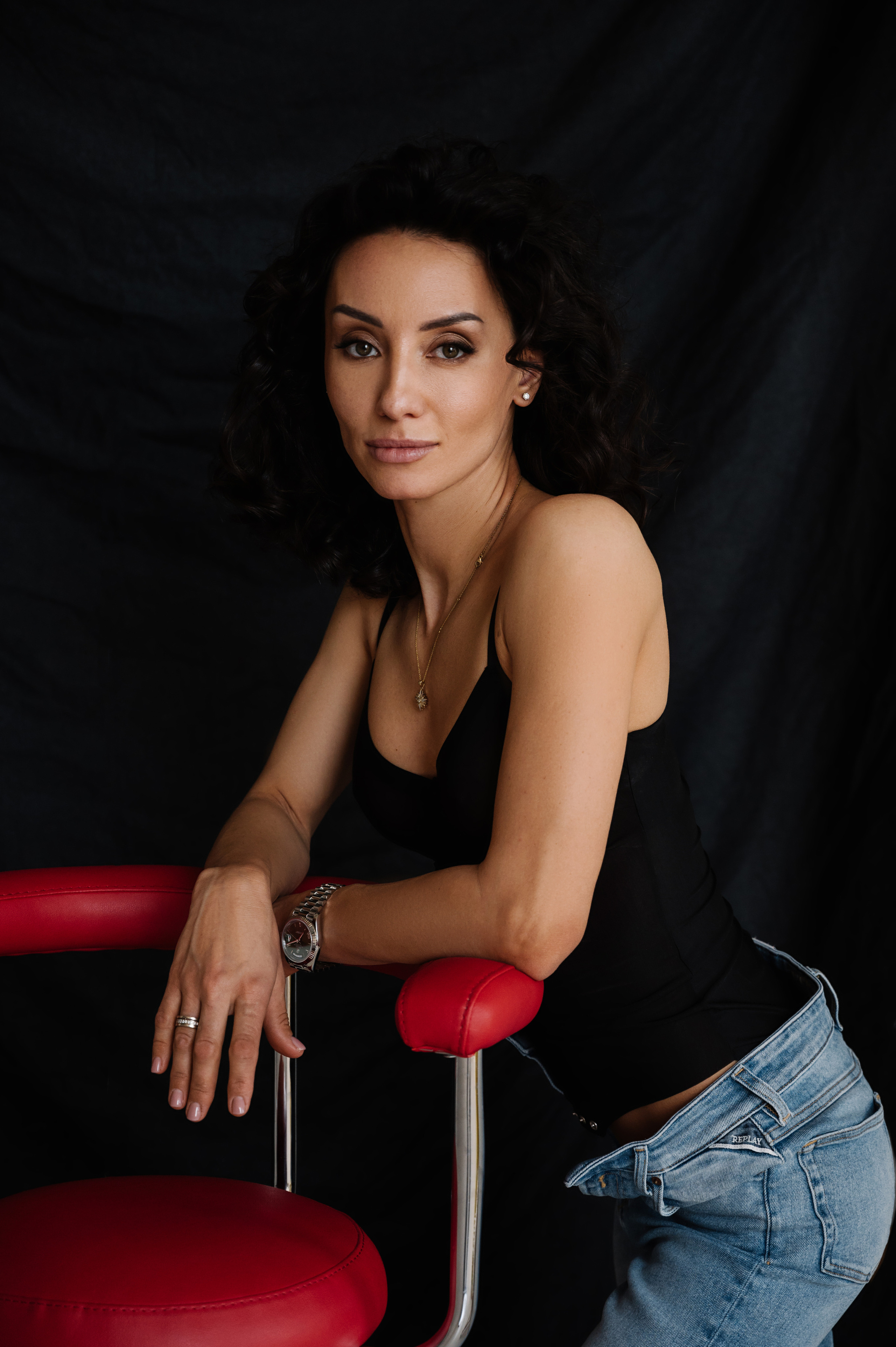 Наташа. Профессиональный фотограф беременности в СПБ. Стильные фотосессии беременности в стиле минимализм и классическая фотография