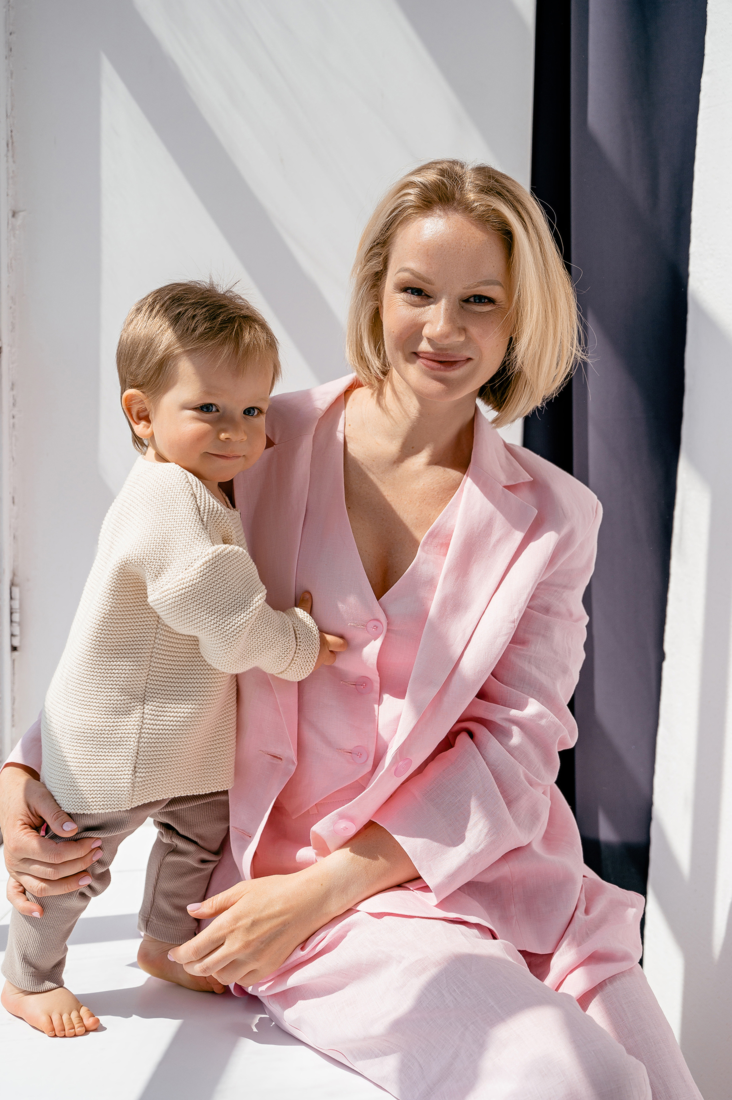 Олеся. Профессиональный фотограф беременности в СПБ. Стильные фотосессии беременности в стиле минимализм и классическая фотография