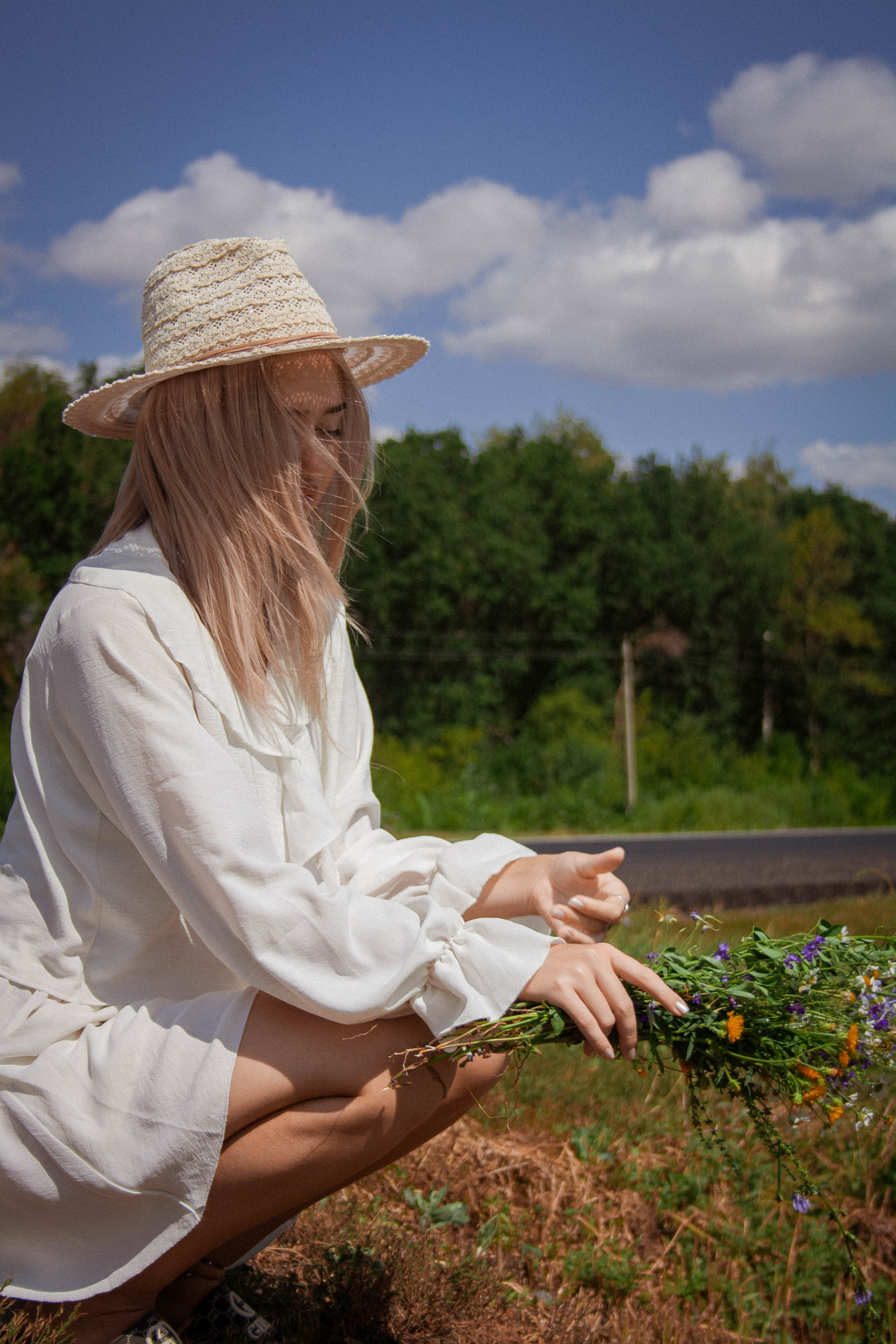 Настроение: уйти в поле с подсолнухами. Портретный фотограф в Саратове