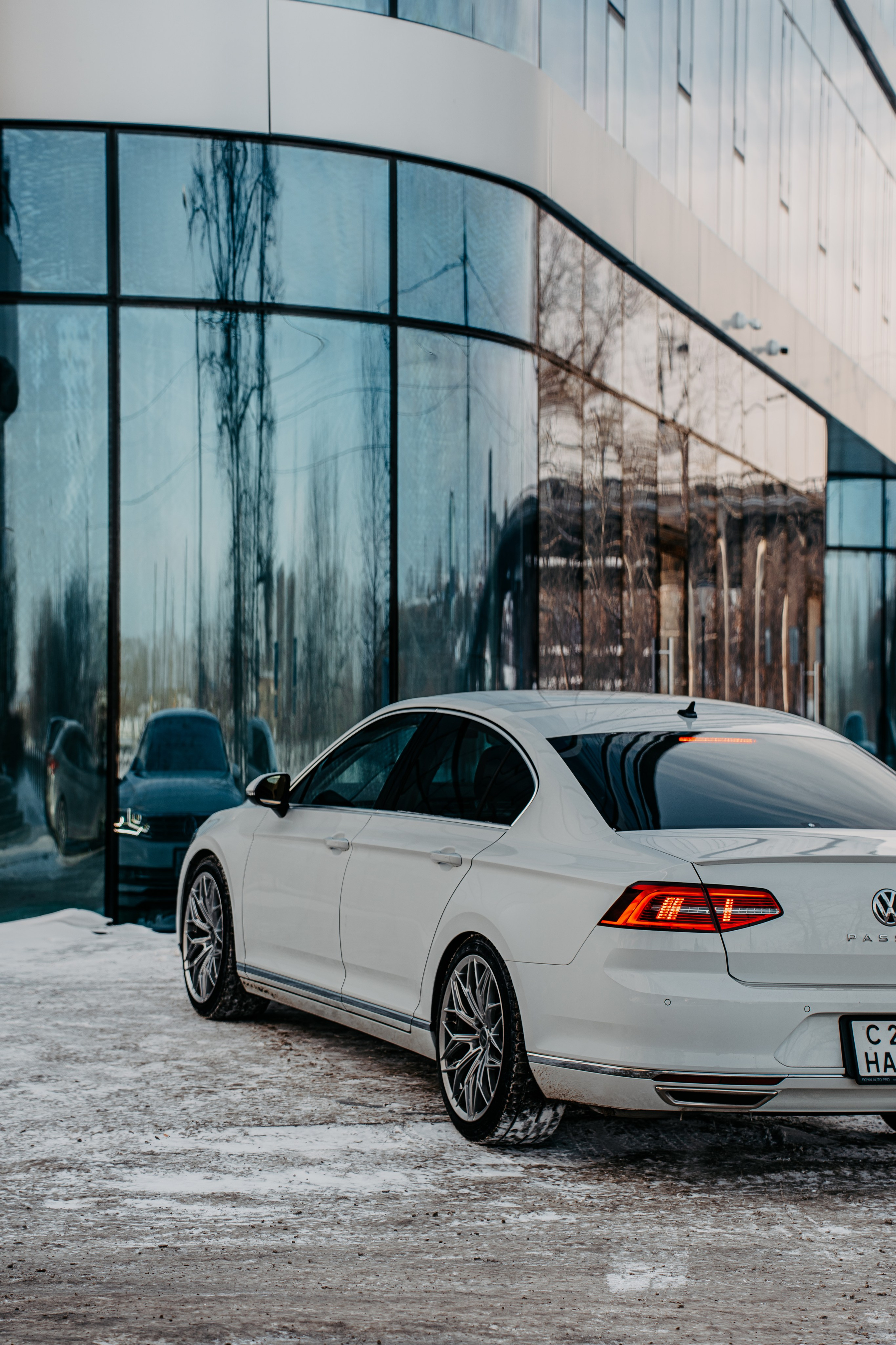 Volkswagen Passat. Фотограф, видеограф и пилот дрона на Байкале