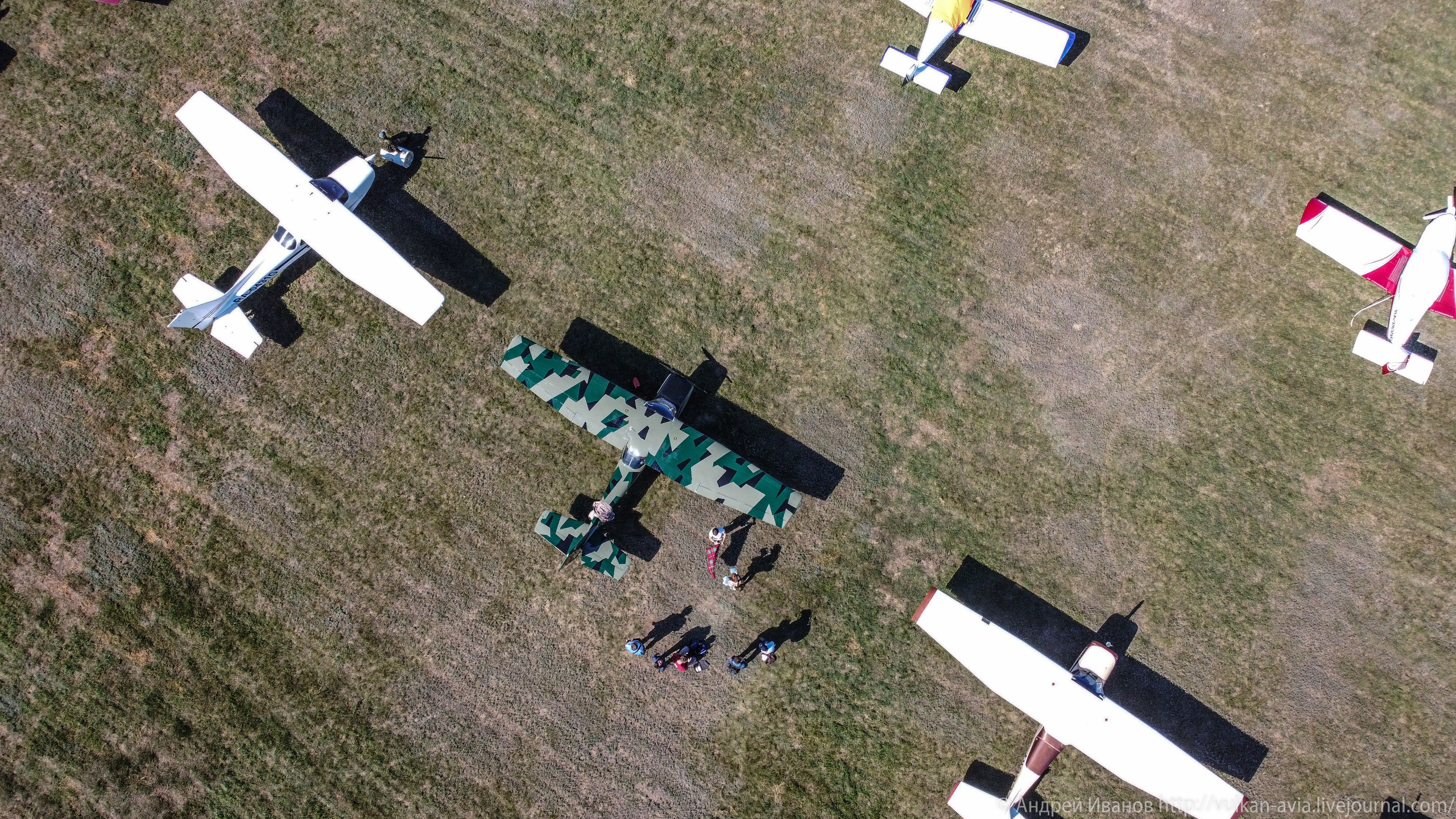 Волгодонск аэр. Потапов слёт «Небо для всех» (2021 г.). Фотоальбом показывающий увлекательный мир авиации и мир медведей Андрея Иванова