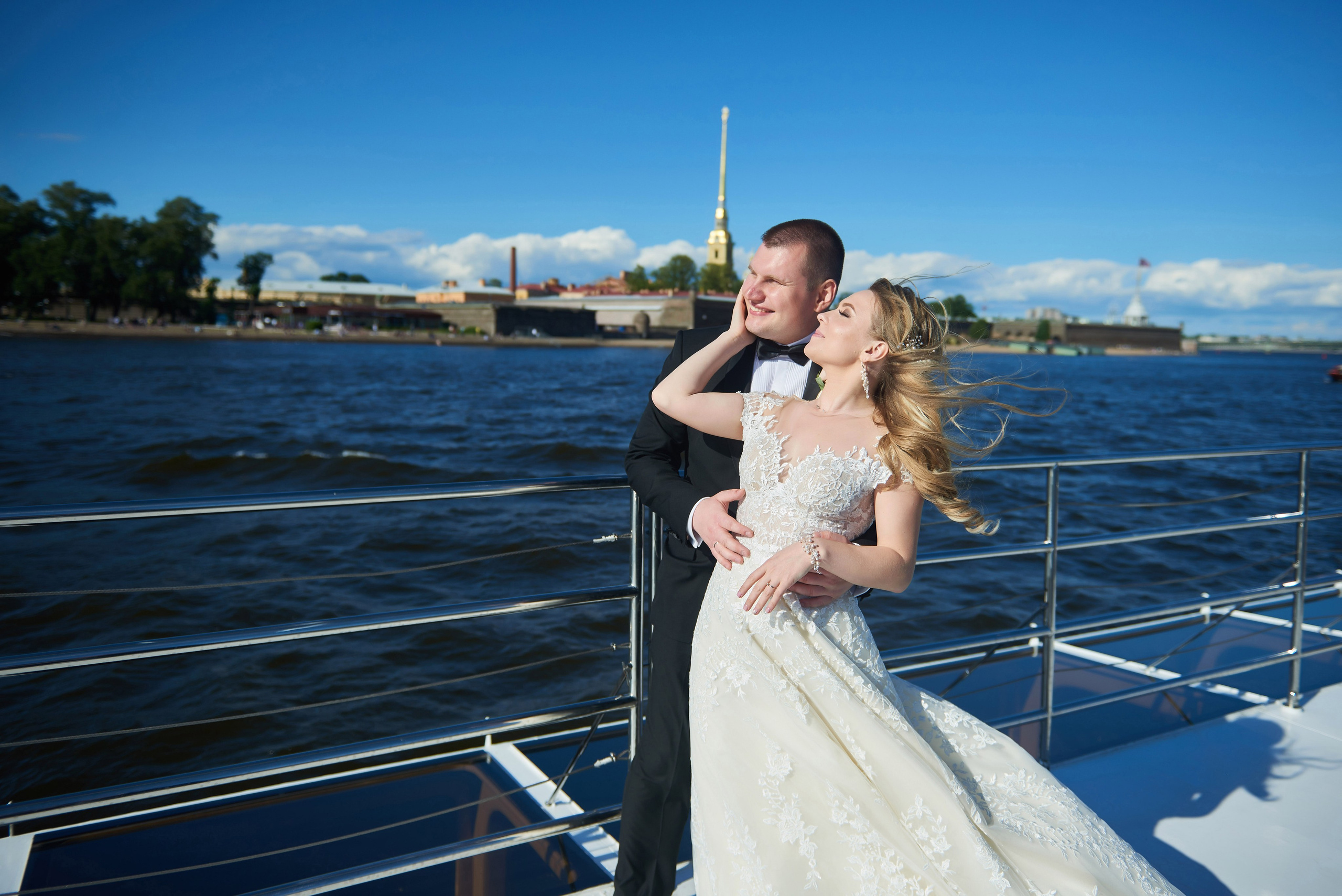 Юлия и Антон (Первый Дворец Бракосочетания, прогулка на Елагином острове). Портретный, семейный и свадебный фотограф в Санкт-Петербурге и в Пушкине Ширяев Денис