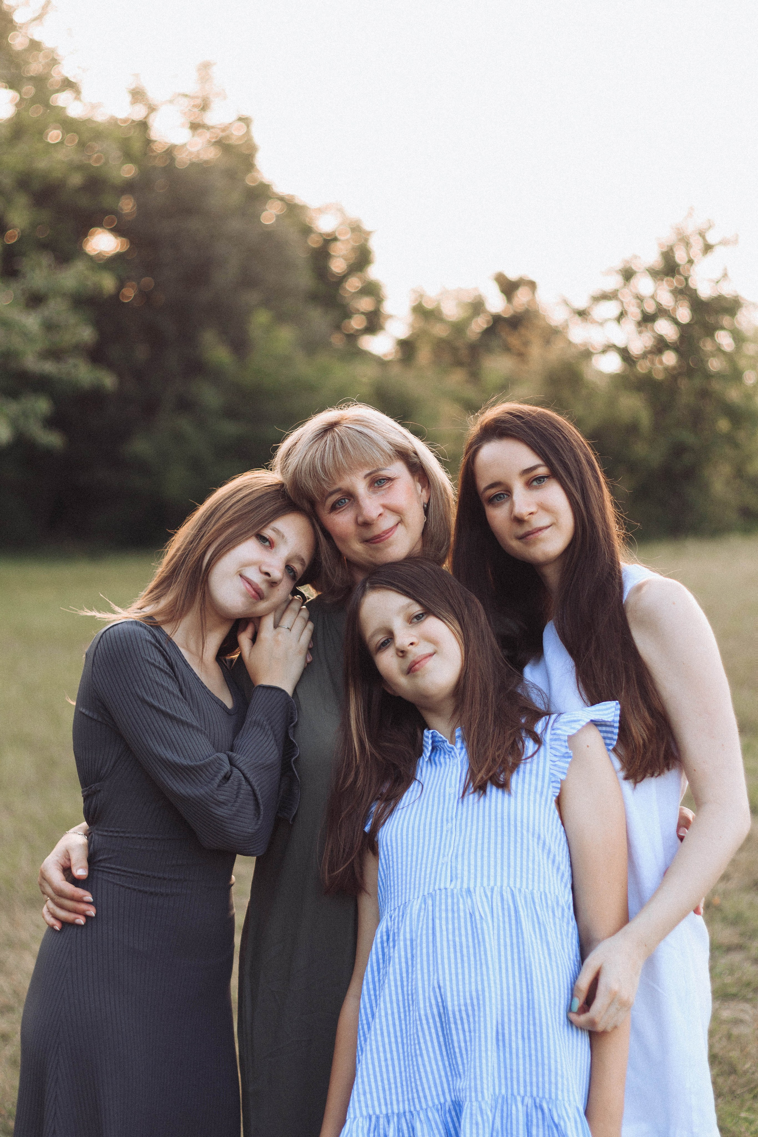 Дмитрий и Наталья с дочками. Фотограф в Краснодаре Ксения Мархинина