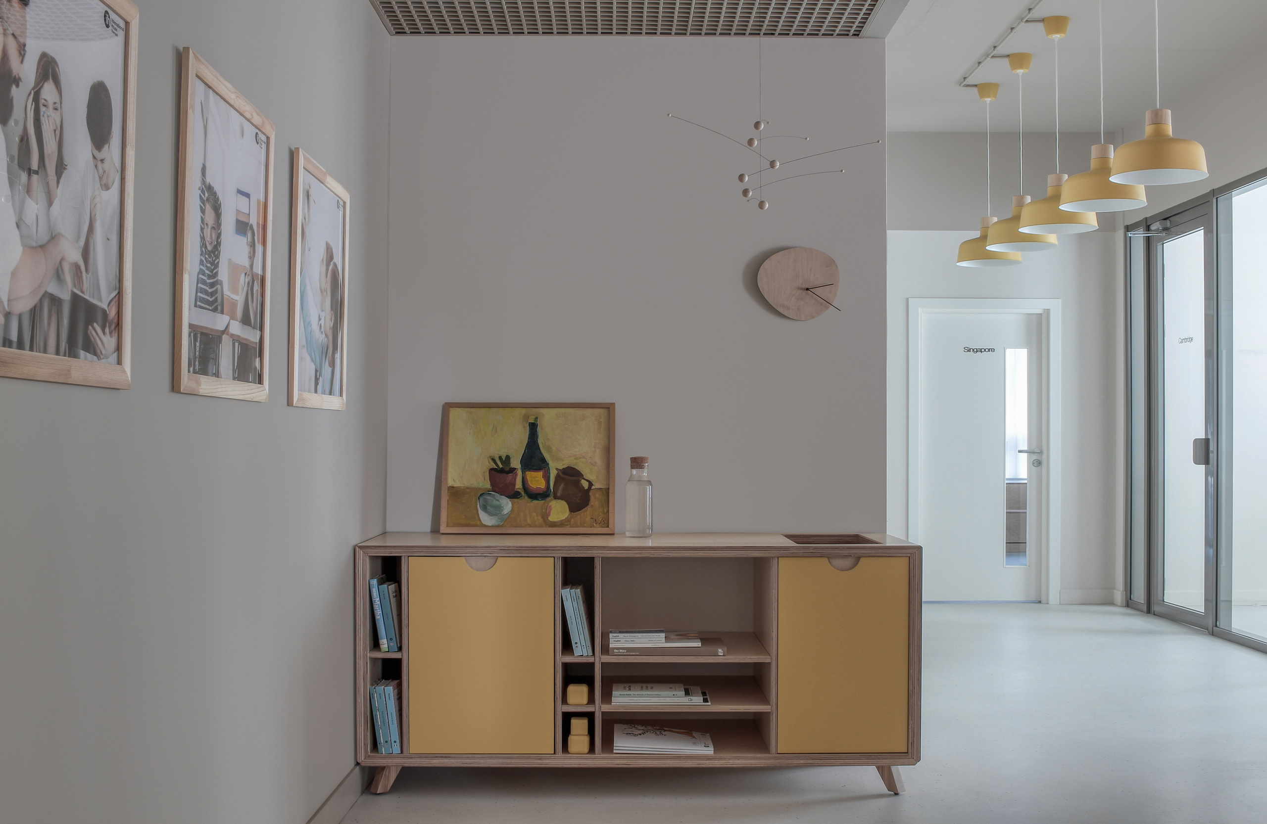 Школа иностранных языков International House. Дизайнер интерьеров