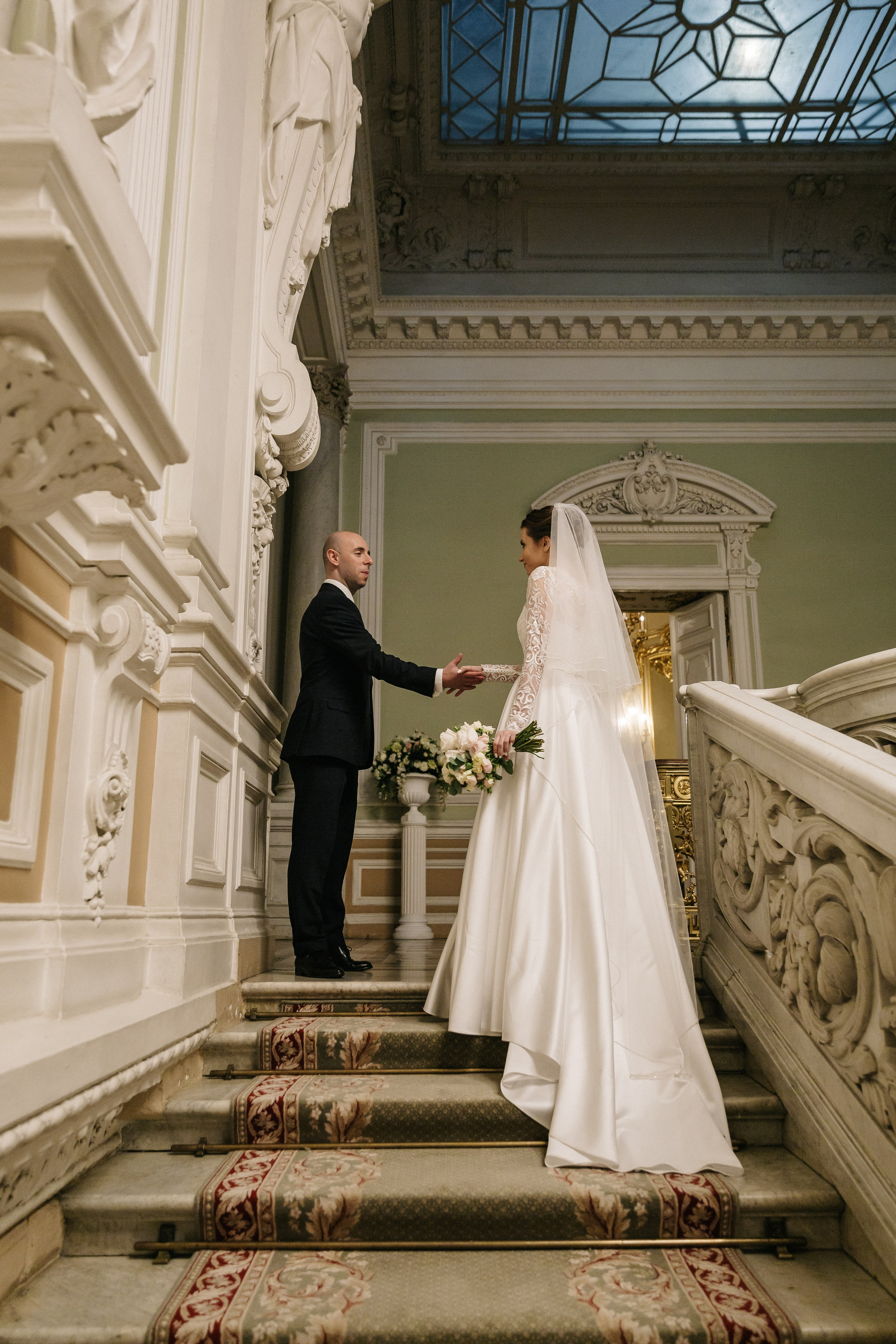 ОКТЯБРЬ | Дворец № 1 Талион, Особняк военного министра. Свадебный фотограф в Санкт-Петербурге Полина Корзухина