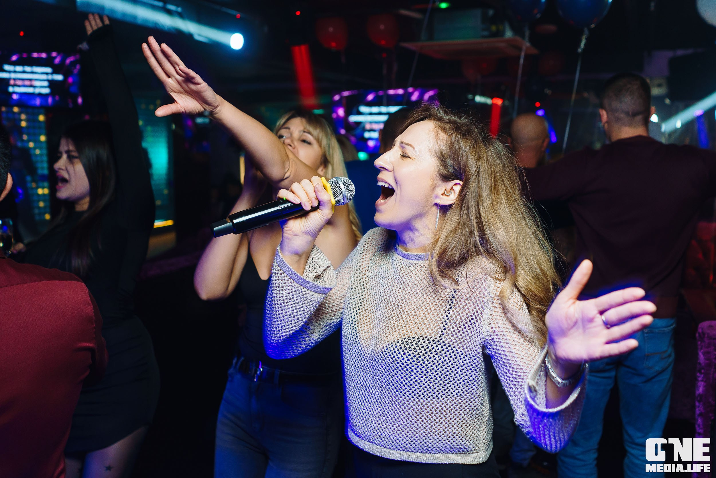 Фоторепортаж из караоке-клуба Эйфория. One Media Life: фоторепортажи, фотоотчеты с мероприятий и заведений