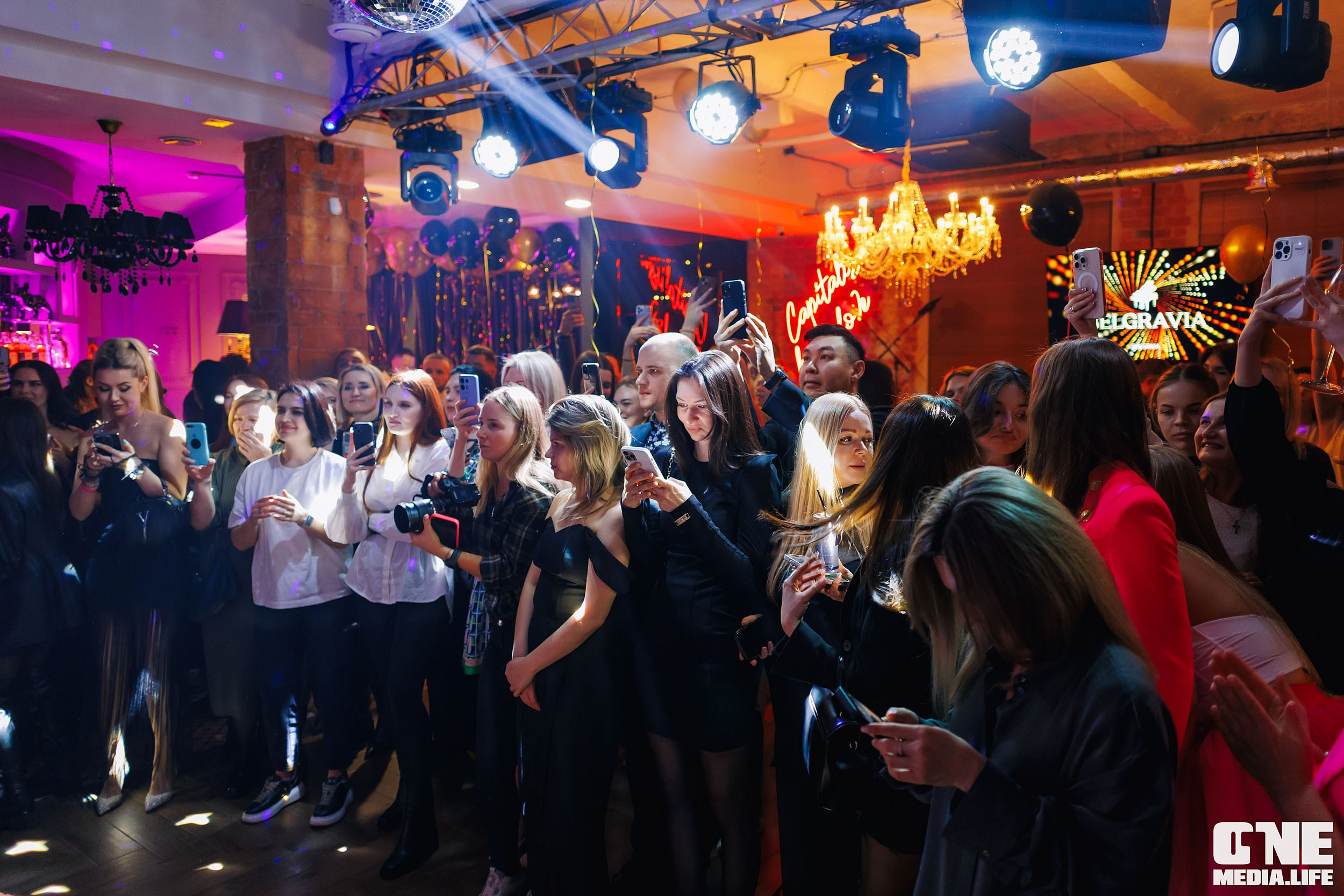 Фоторепортаж из караоке-клуба Белгравия. One Media Life: фоторепортажи, фотоотчеты с мероприятий и заведений