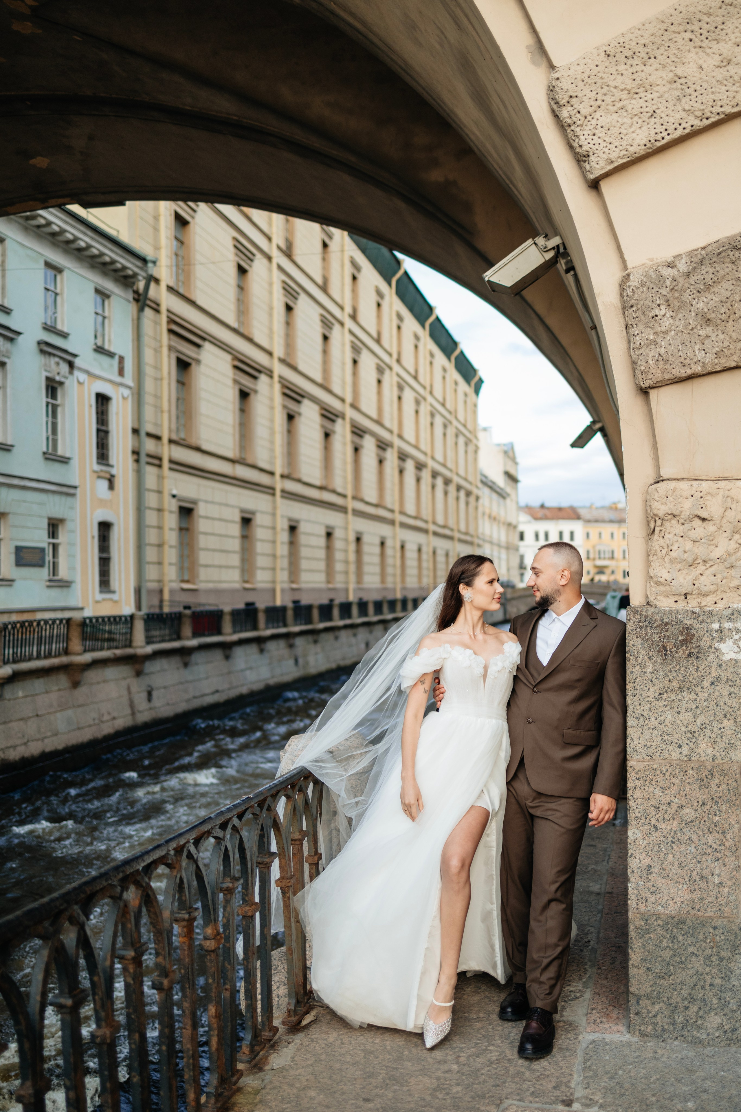 Руслан и Виолетта — Исаакий, Зимняя канавка. Боженова Елена фотограф Санкт-Петербург