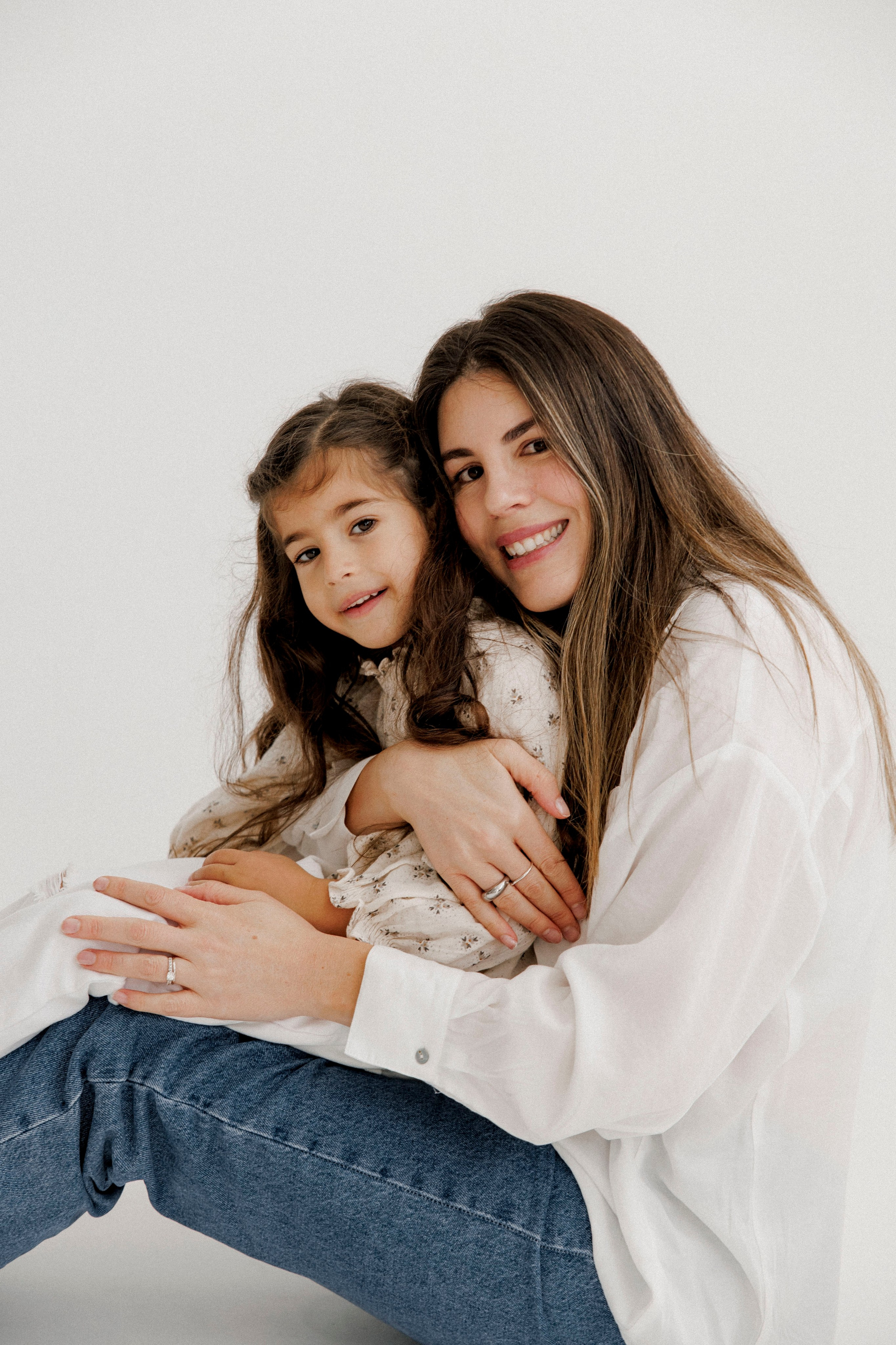 One year inside the White studio. Wedding and family photographer