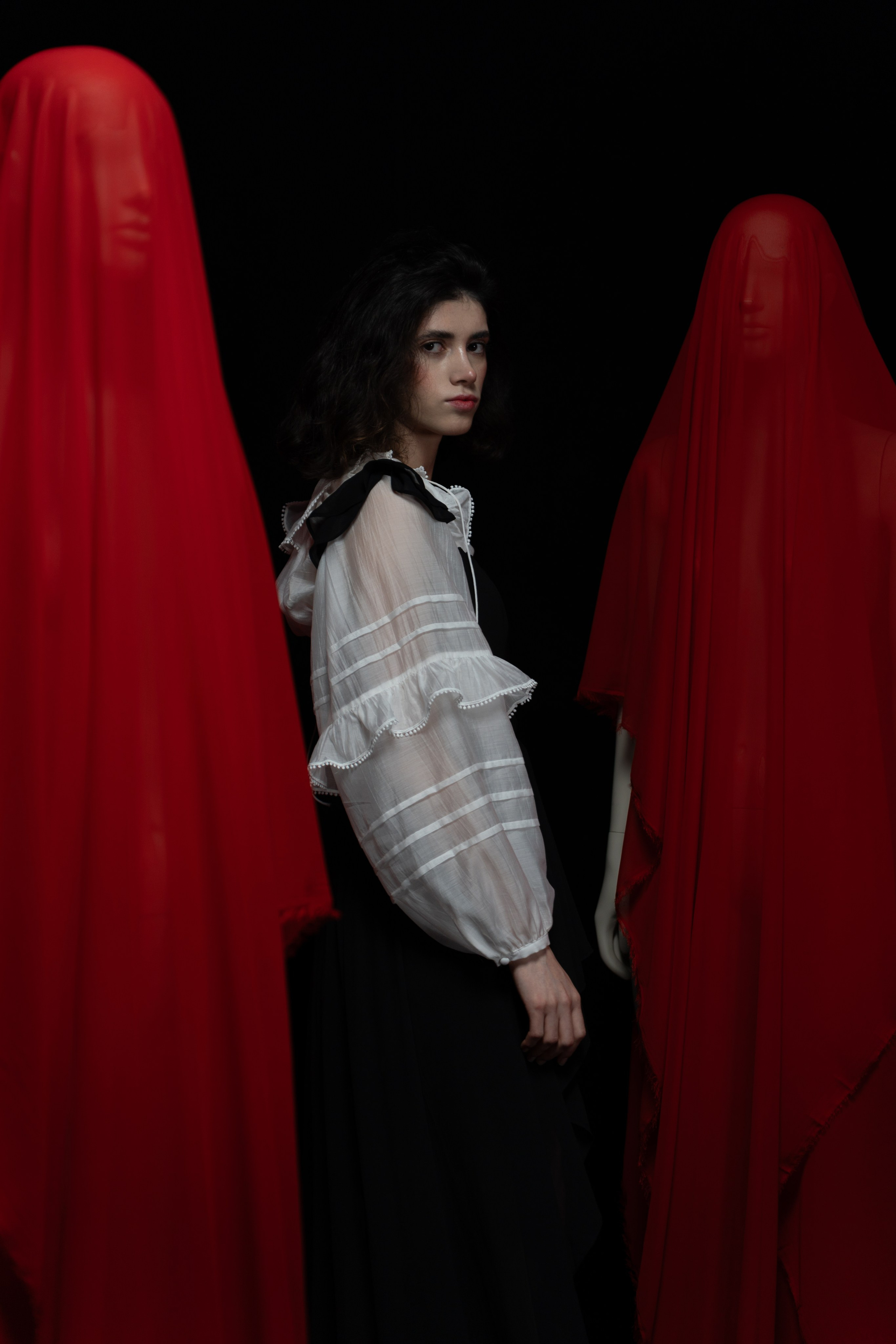 Portfolioawards2025. Портретный фотограф в Москве Фарид Леонов