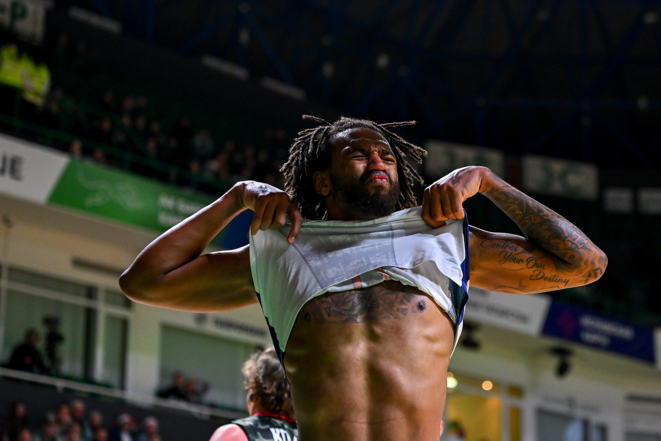 Баскетбольный фотограф. Спортивный и репортажный фотограф в Казани Вячеслав Сатонин