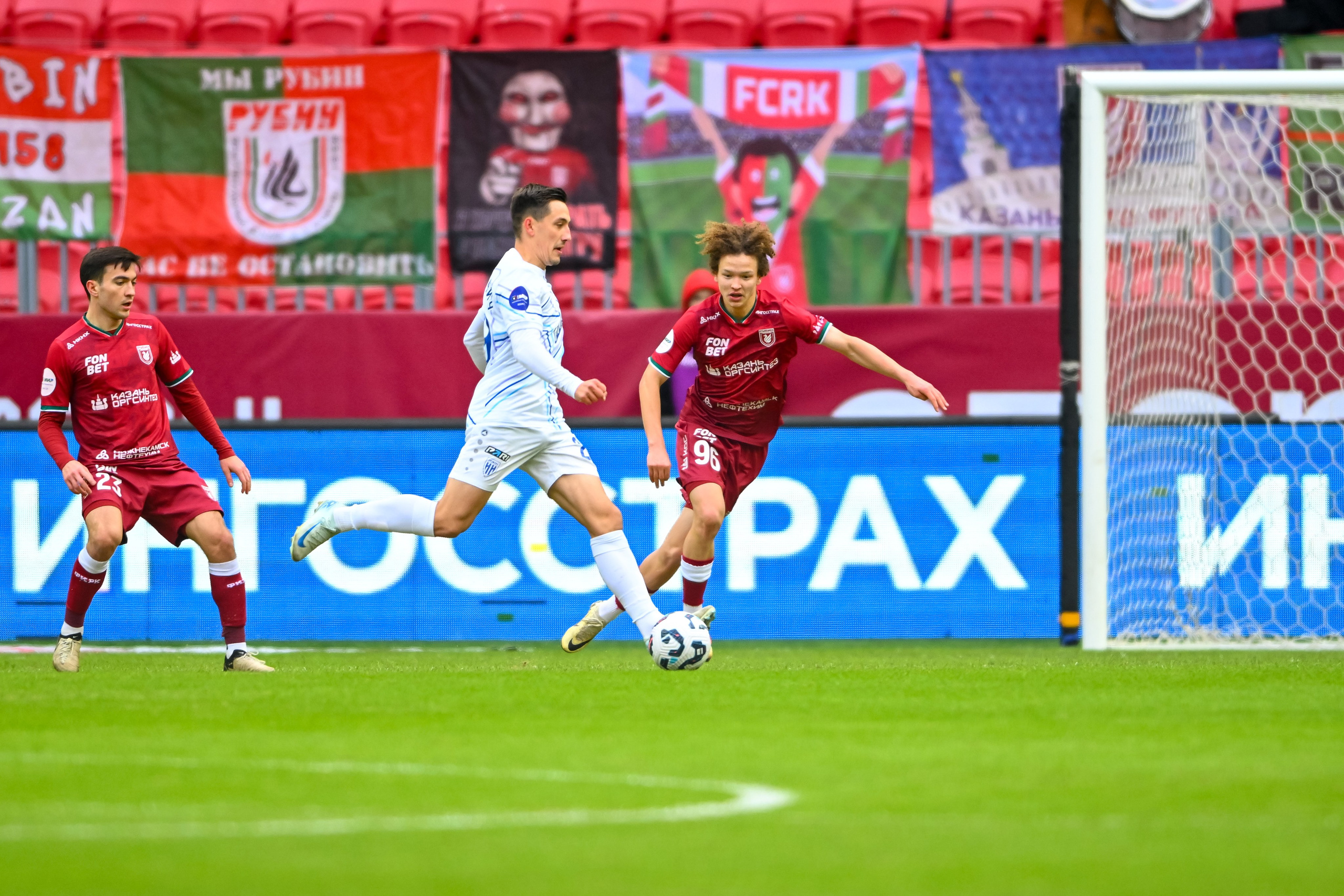 Футбольный фотограф. Спортивный и репортажный фотограф в Казани Вячеслав Сатонин