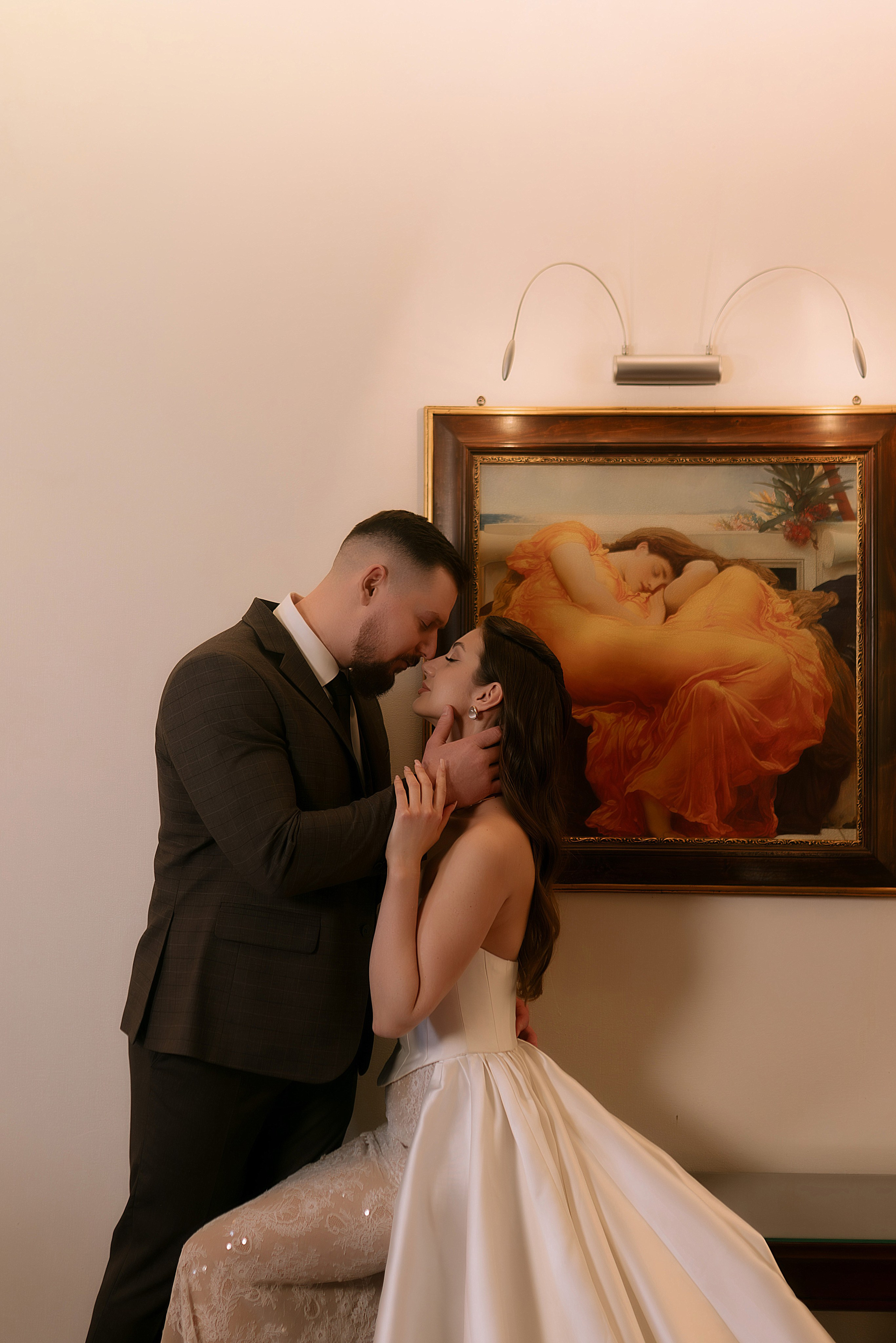 Утро жениха и невесты | Арина и Игорь в отеле Арт-бутик в Воронеже. Фотограф Карина Шмулёва. Воронеж и область