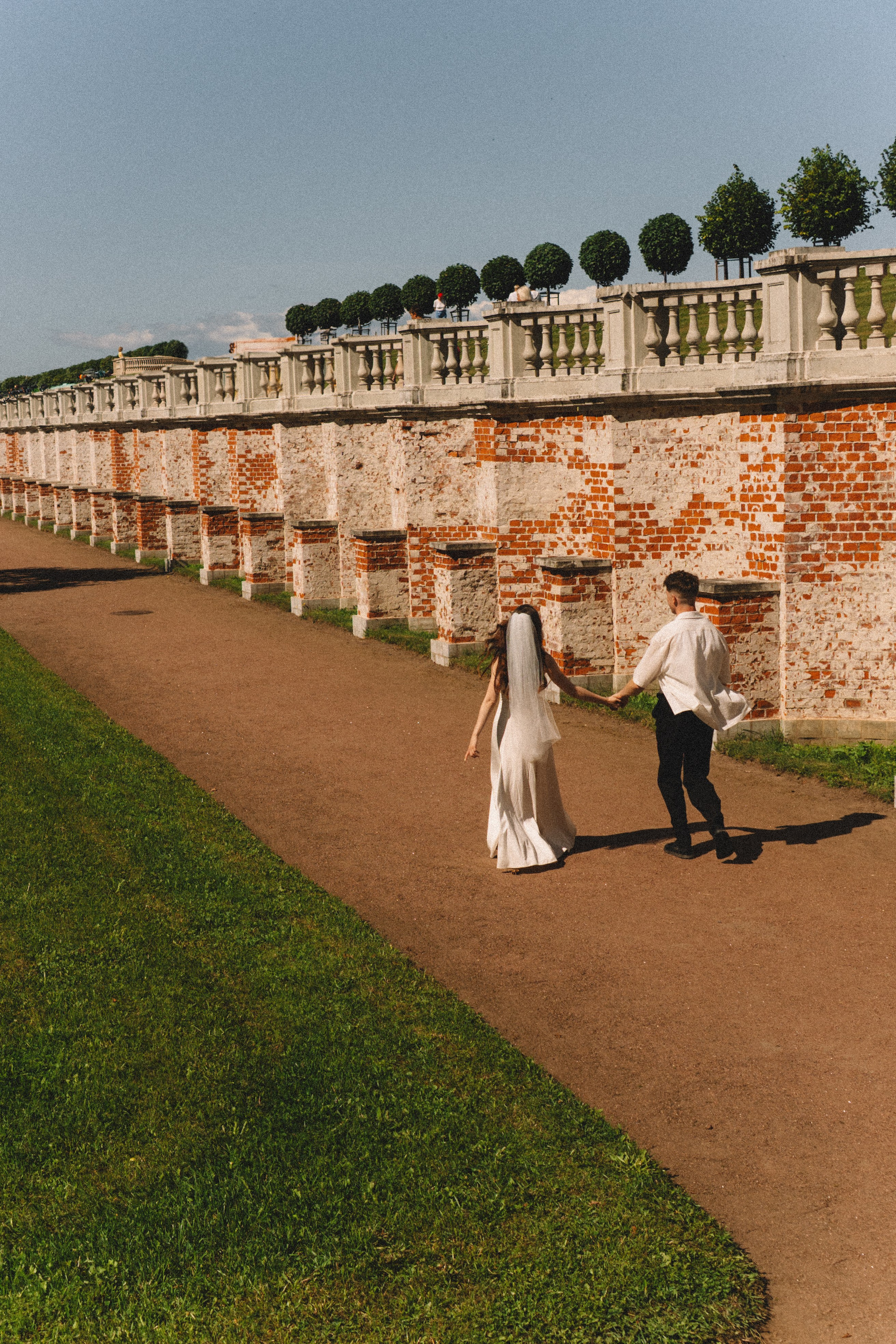 СВАДЕБНАЯ СЬЕМКА В ПЕТЕРГОФЕ И СЬЕМКА РЕПОРТАЖА В ЗАГСЕ ПЕТЕРГОФА. Профессиональный фотограф, Санкт-Петербург — Виктория Богомолова