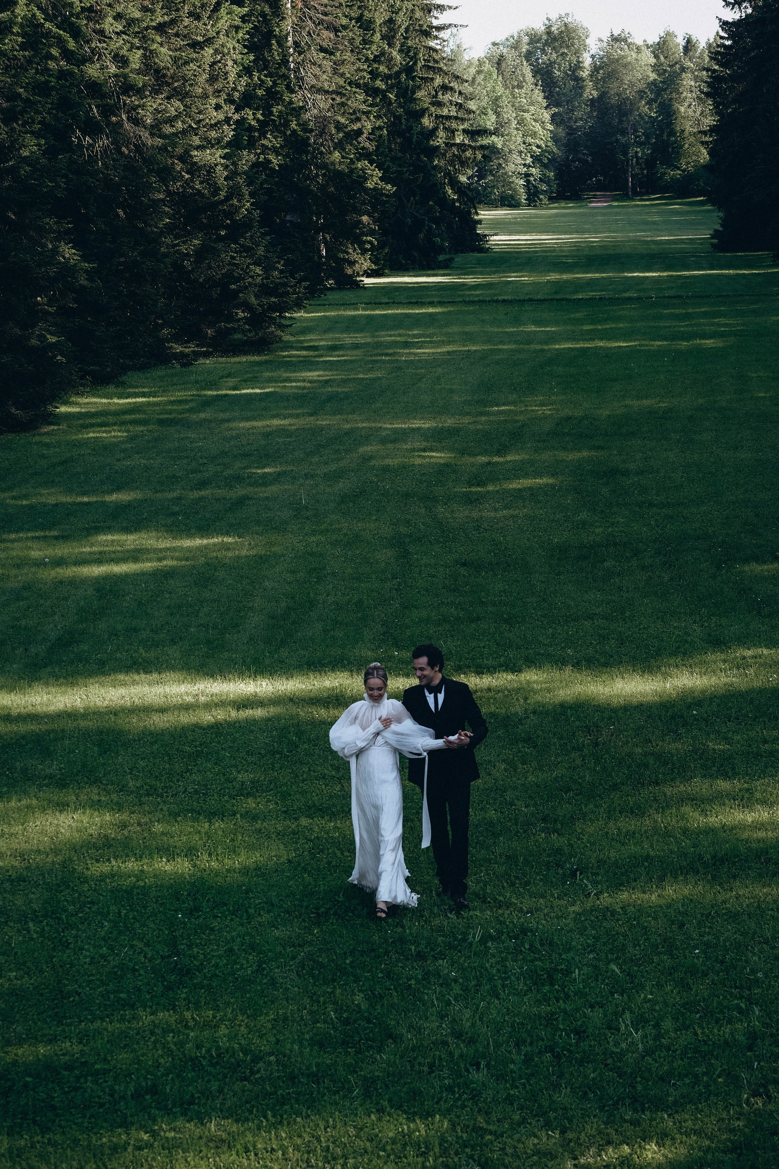 СВАДЕБНАЯ СЬЕМКА В ПАРКЕ ОРАНИЕНБАУМ. Профессиональный фотограф, Санкт-Петербург — Виктория Богомолова