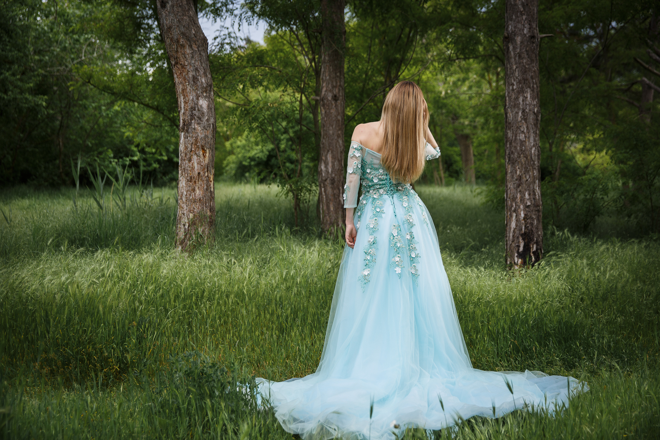 Renatphoto-Пример свадебных фотографий в базовой обработке. Профессиональная фотосъёмка интерьеров, предметная фотосессия еды для меню г. Анапа