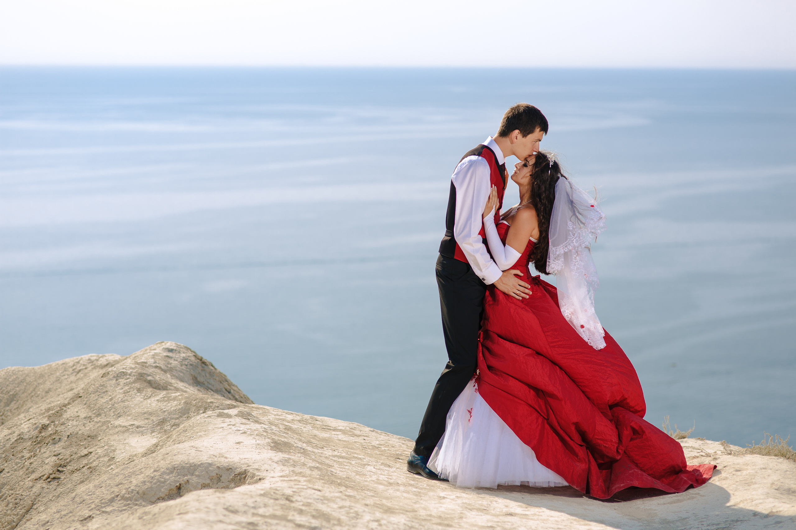 Renatphoto-Пример свадебных фотографий в базовой обработке. Профессиональная фотосъёмка интерьеров, предметная фотосессия еды для меню г. Анапа