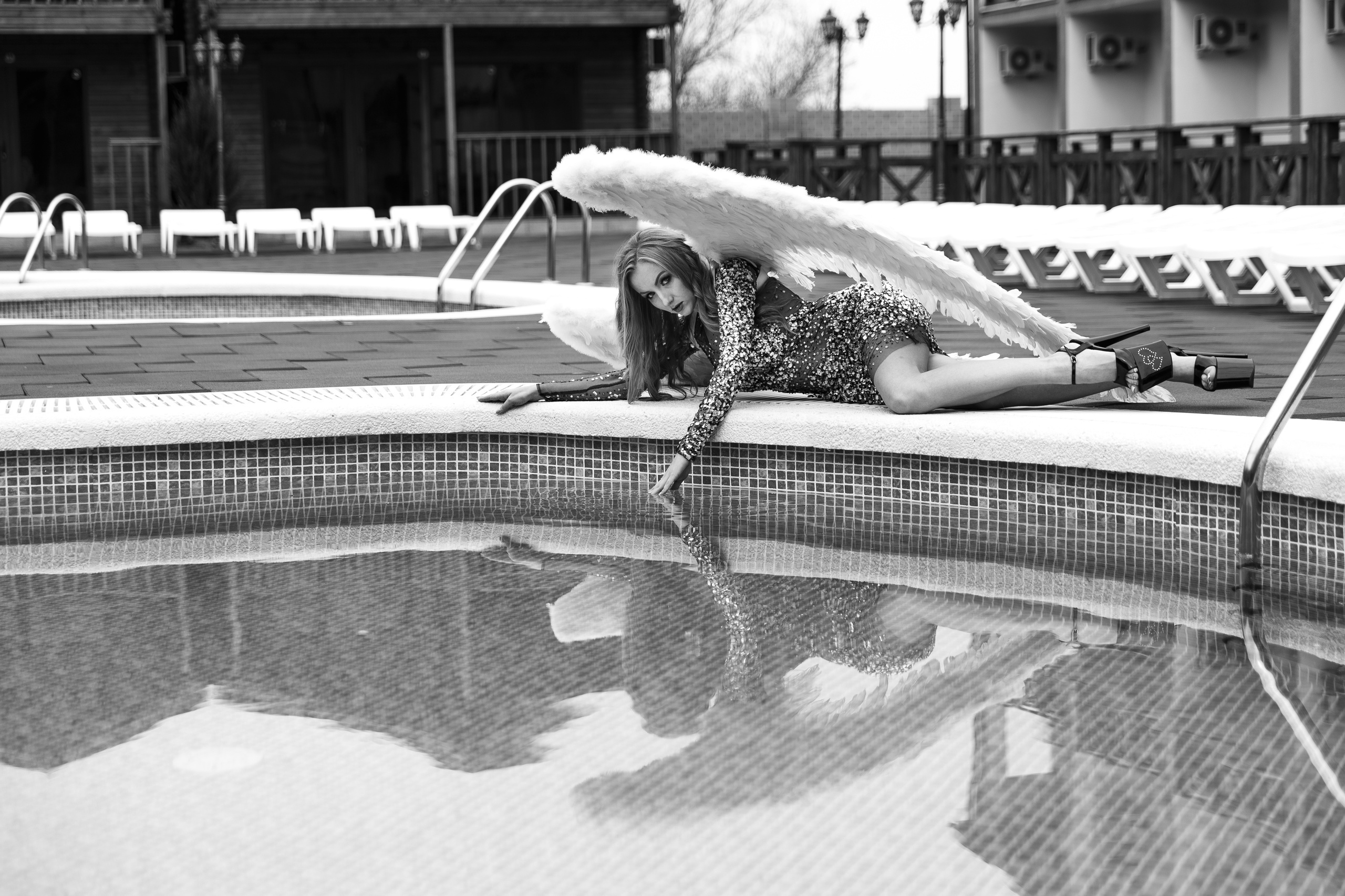 Renatphoto-Пример свадебных фотографий в базовой обработке. Профессиональная фотосъёмка интерьеров, предметная фотосессия еды для меню г. Анапа