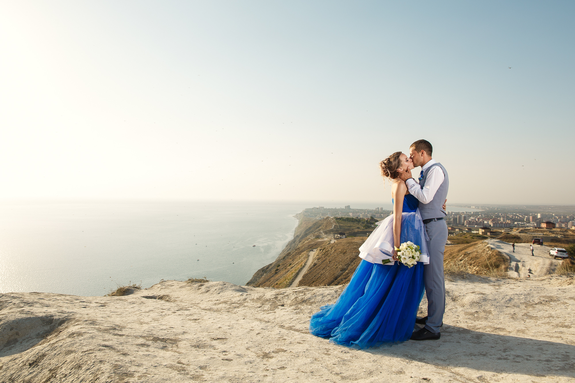 Renatphoto-Пример свадебных фотографий в базовой обработке. Профессиональная фотосъёмка интерьеров, предметная фотосессия еды для меню г. Анапа