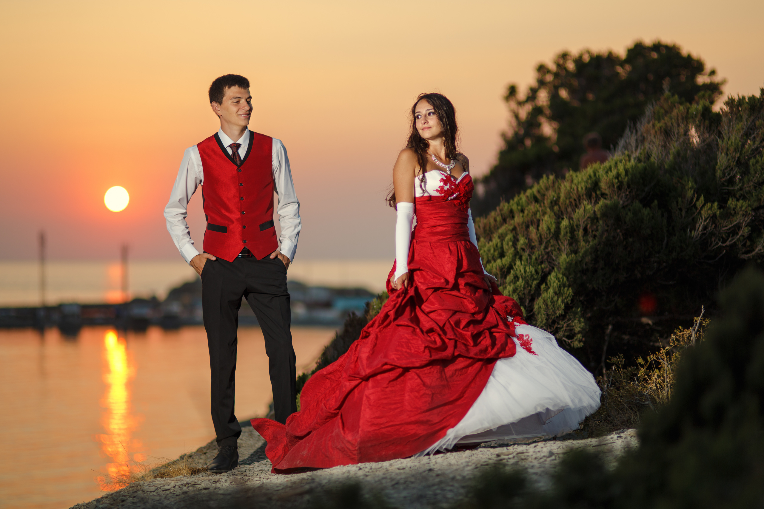 Renatphoto-Пример свадебных фотографий в базовой обработке. Профессиональная фотосъёмка интерьеров, предметная фотосессия еды для меню г. Анапа