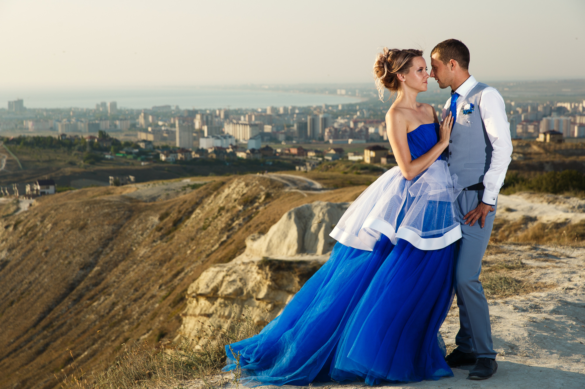 Renatphoto-Пример свадебных фотографий в базовой обработке. Профессиональная фотосъёмка интерьеров, предметная фотосессия еды для меню г. Анапа