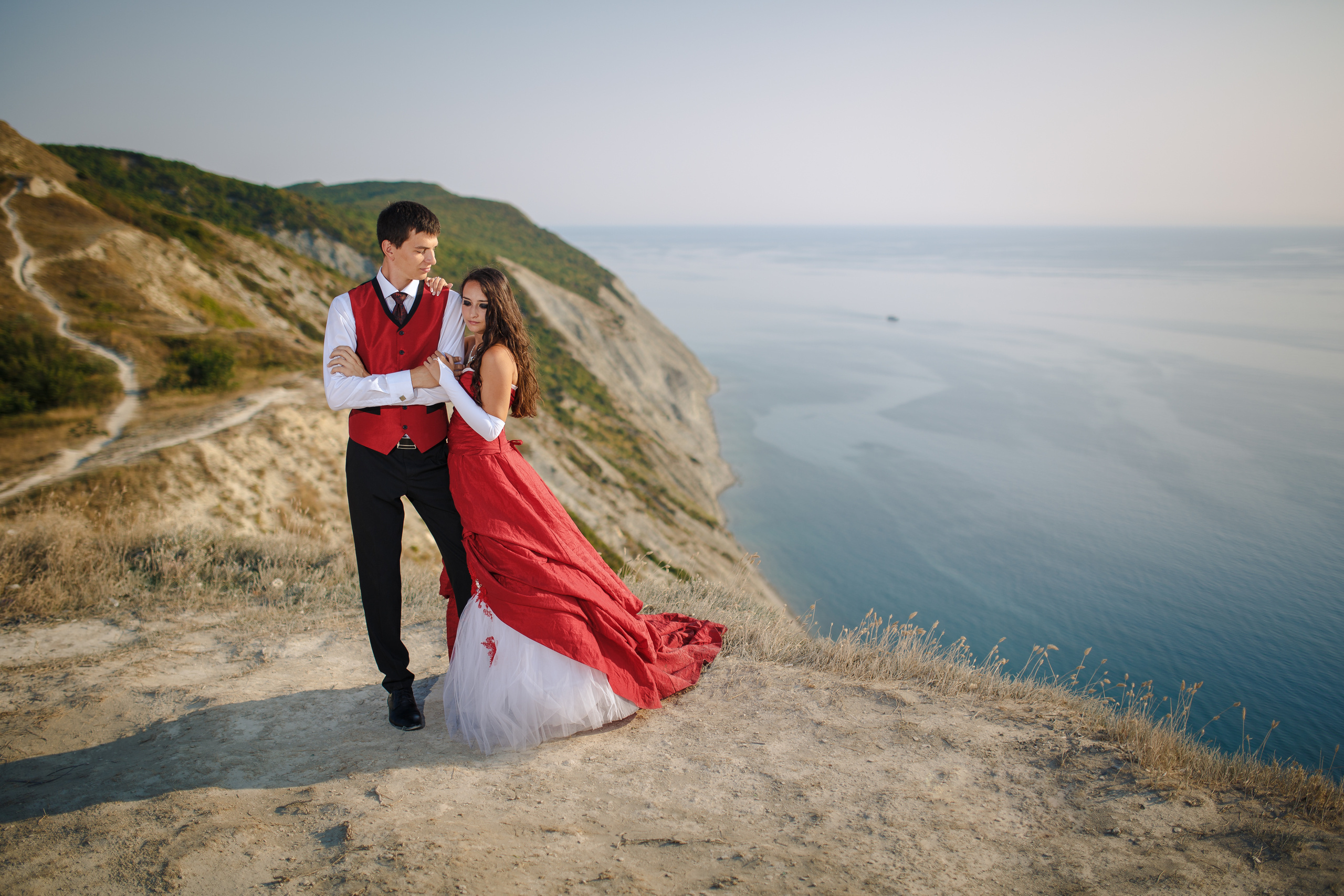 Renatphoto-Пример свадебных фотографий в базовой обработке. Профессиональная фотосъёмка интерьеров, предметная фотосессия еды для меню г. Анапа