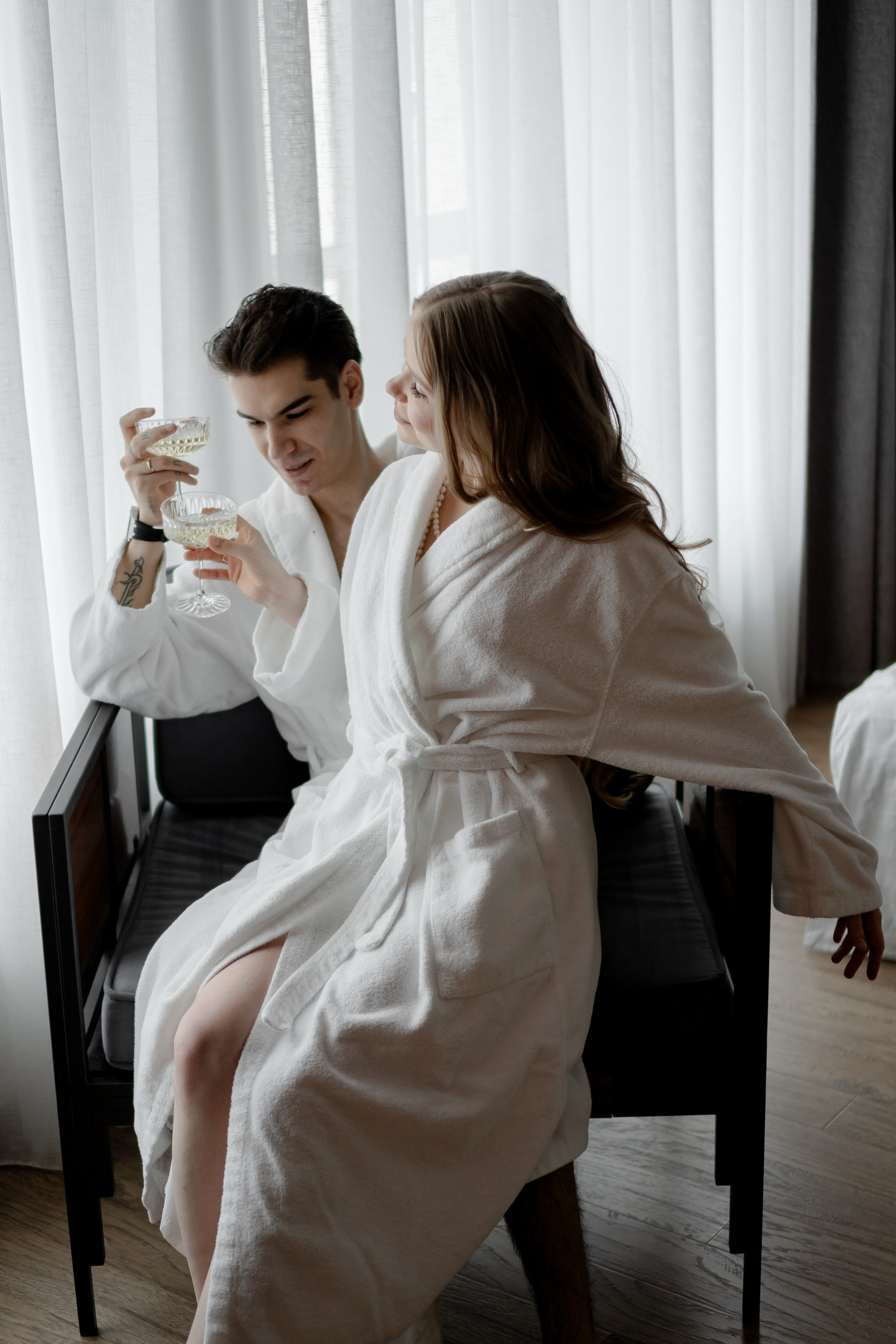 УТРО ЖЕНИХА И НЕВЕСТЫ (СНЯТО В СИБИРЕ В НИЖНЕВАРТОВСКЕ). Профессиональный фотограф, Санкт-Петербург — Виктория Богомолова